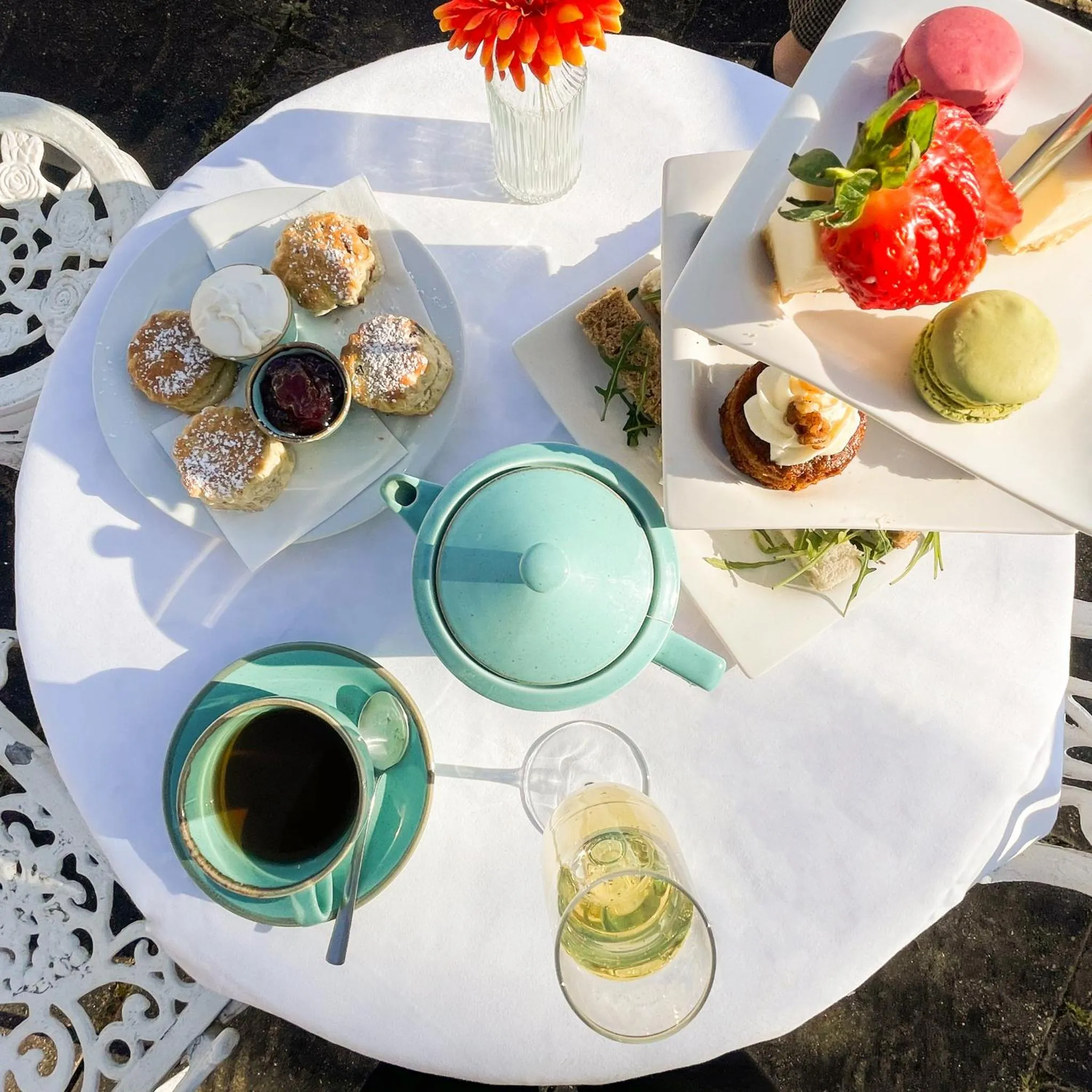 Lunch in Warren Lodge