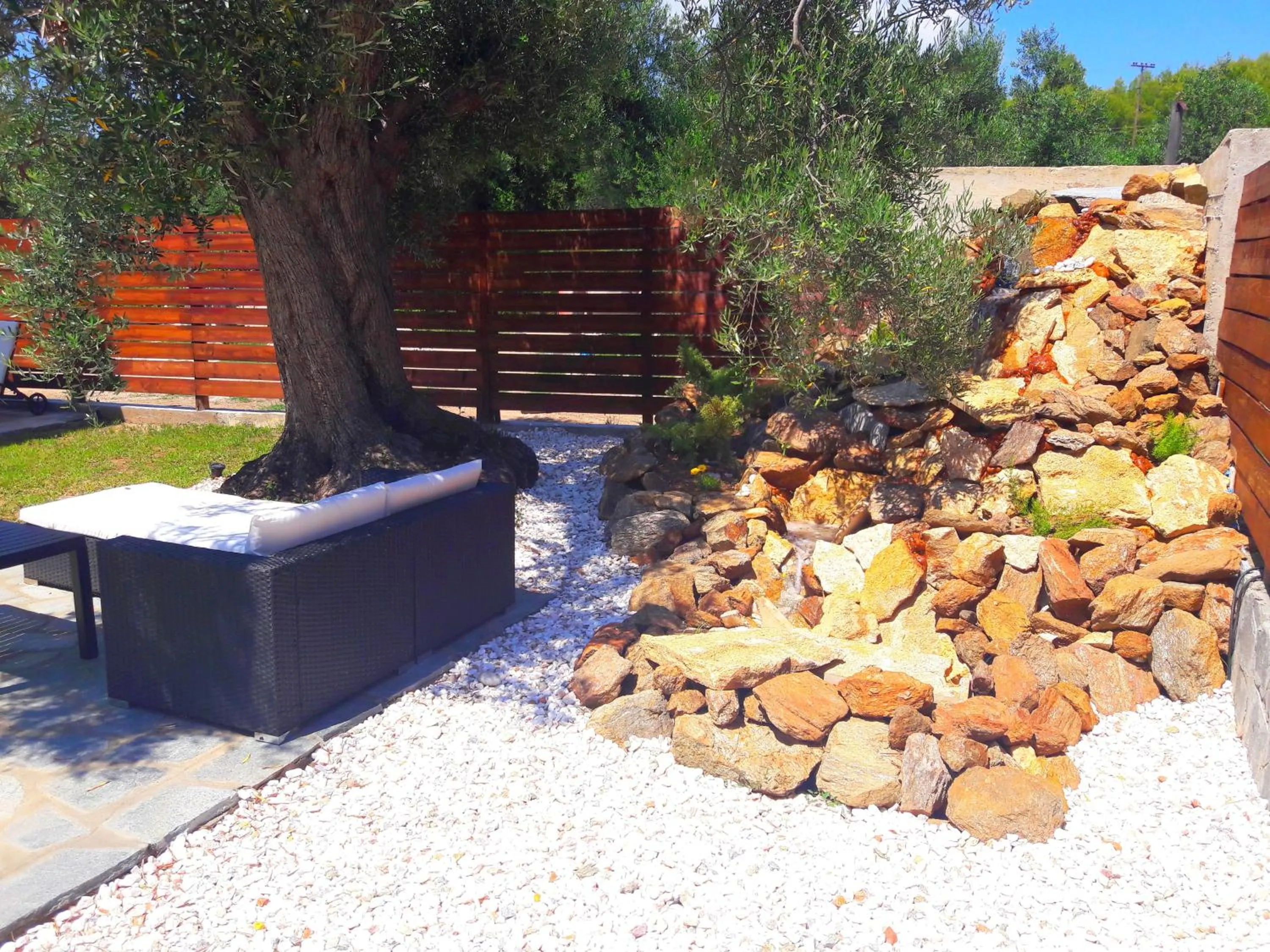 Day in Salonikiou Beach Apartments & Villas