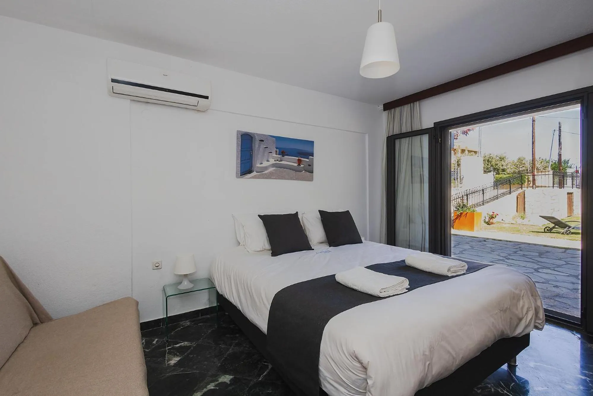 Bedroom, Bed in Salonikiou Beach Apartments & Villas