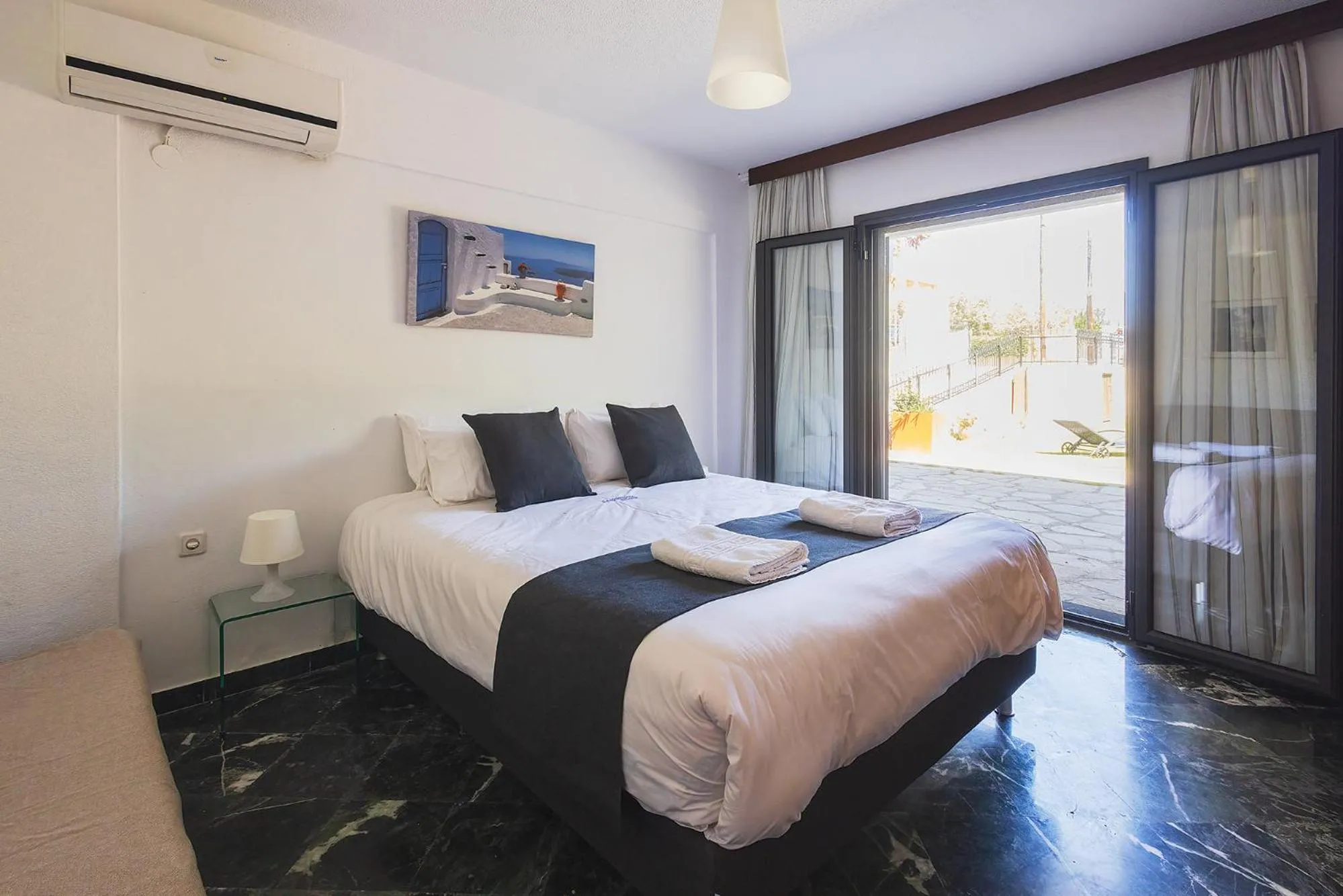 Bedroom, Bed in Salonikiou Beach Apartments & Villas