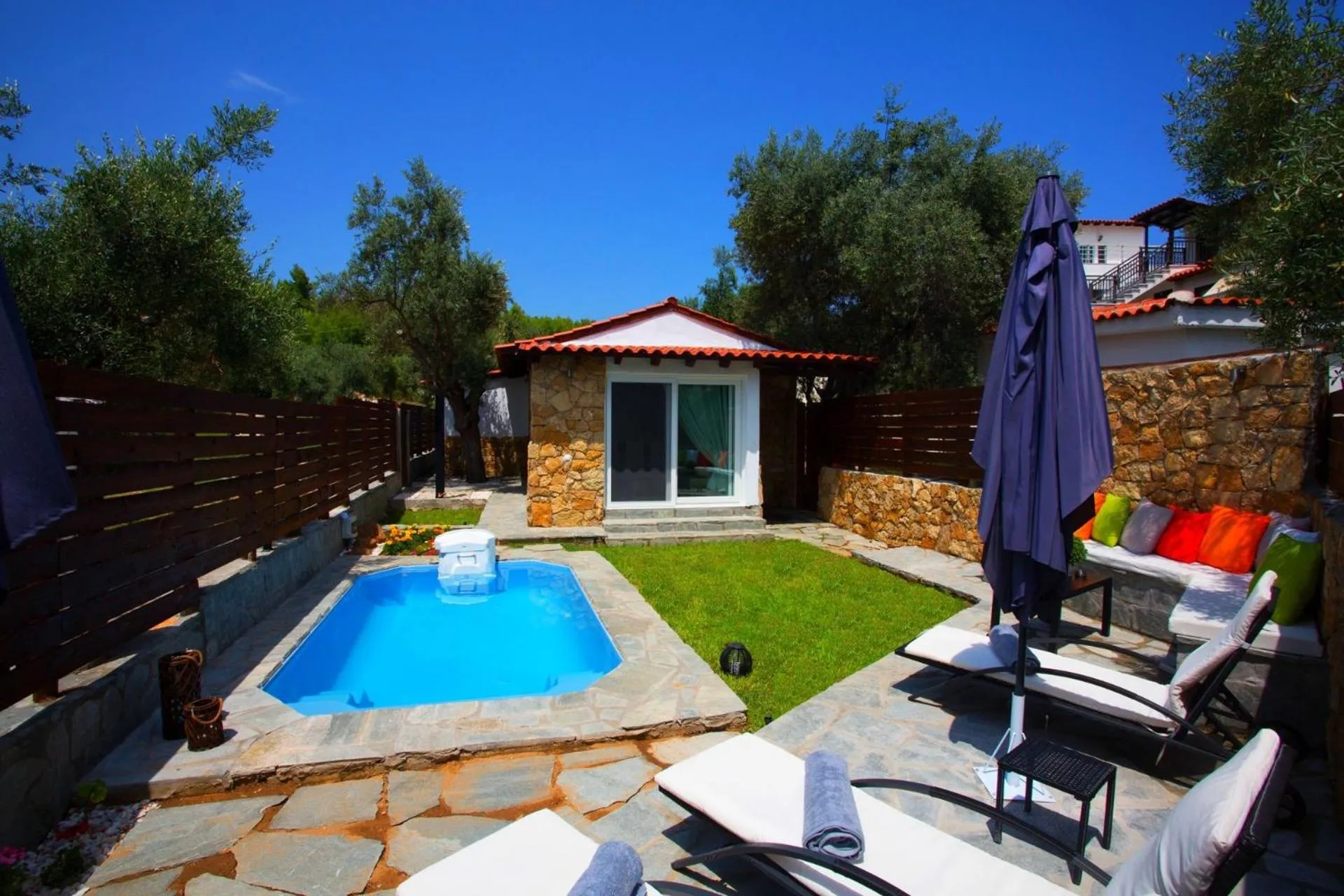 Pool view in Salonikiou Beach Apartments & Villas