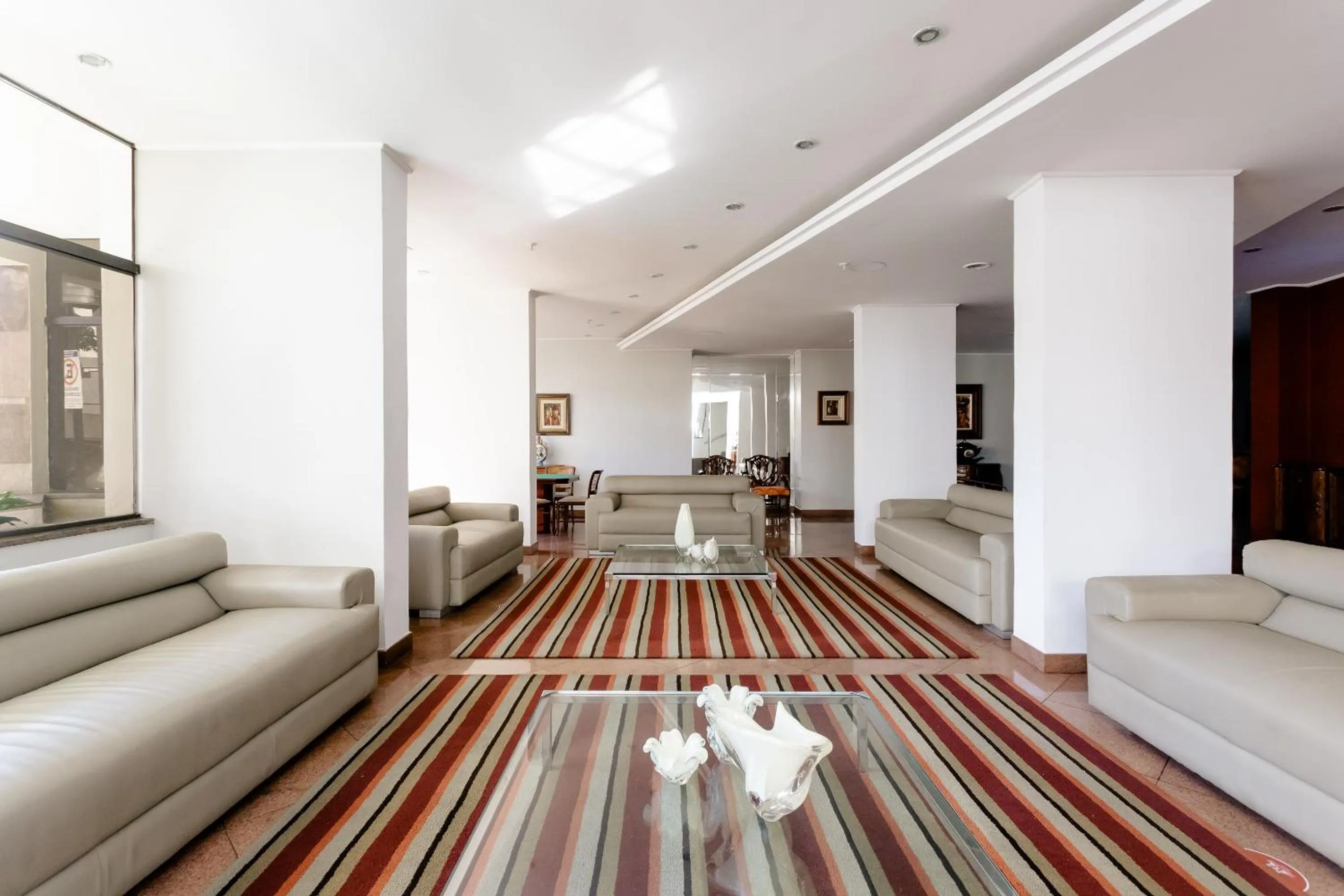 Lobby or reception in Hotel Carlton Plaza