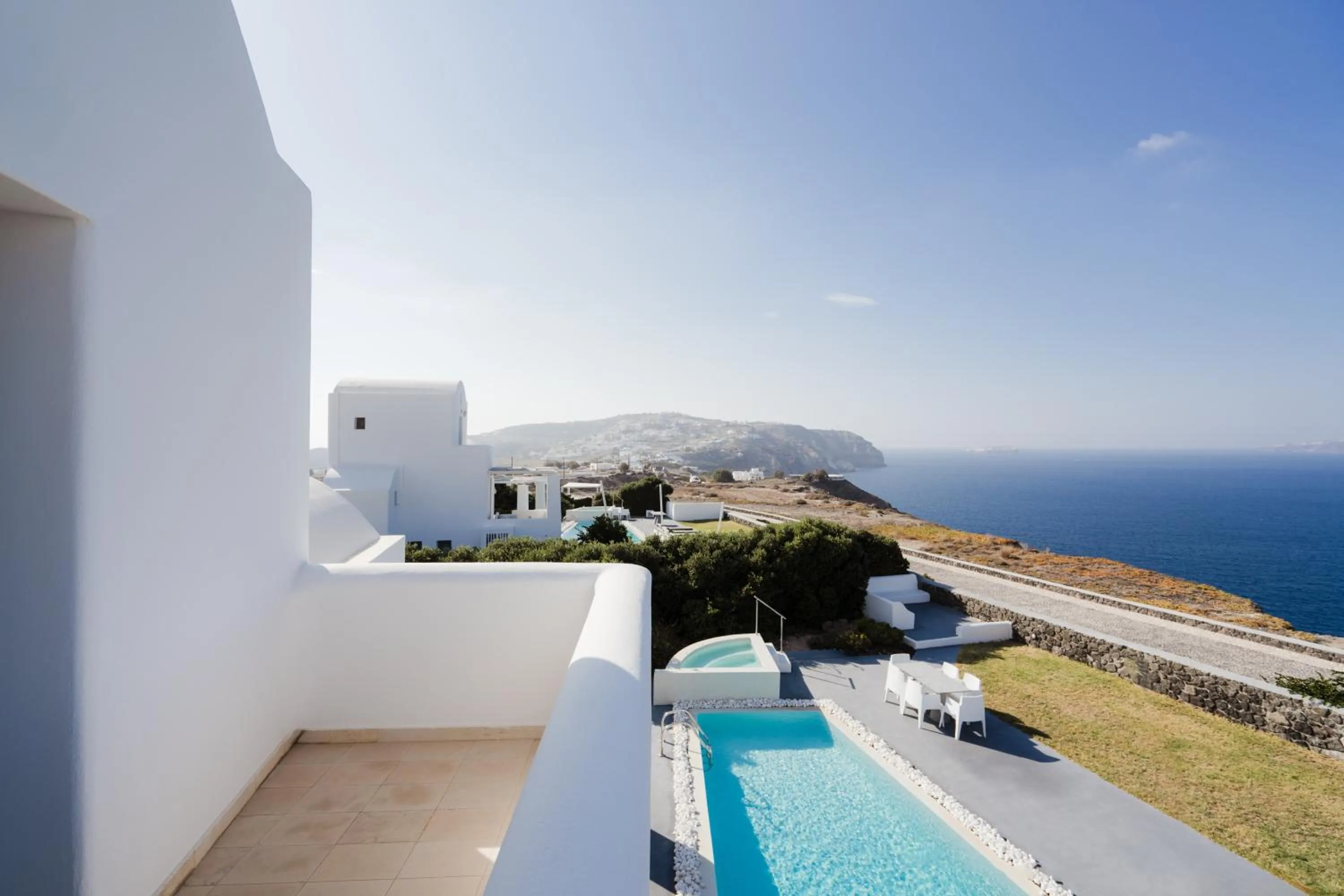 Hot Tub in Santorini Princess Presidential Suites