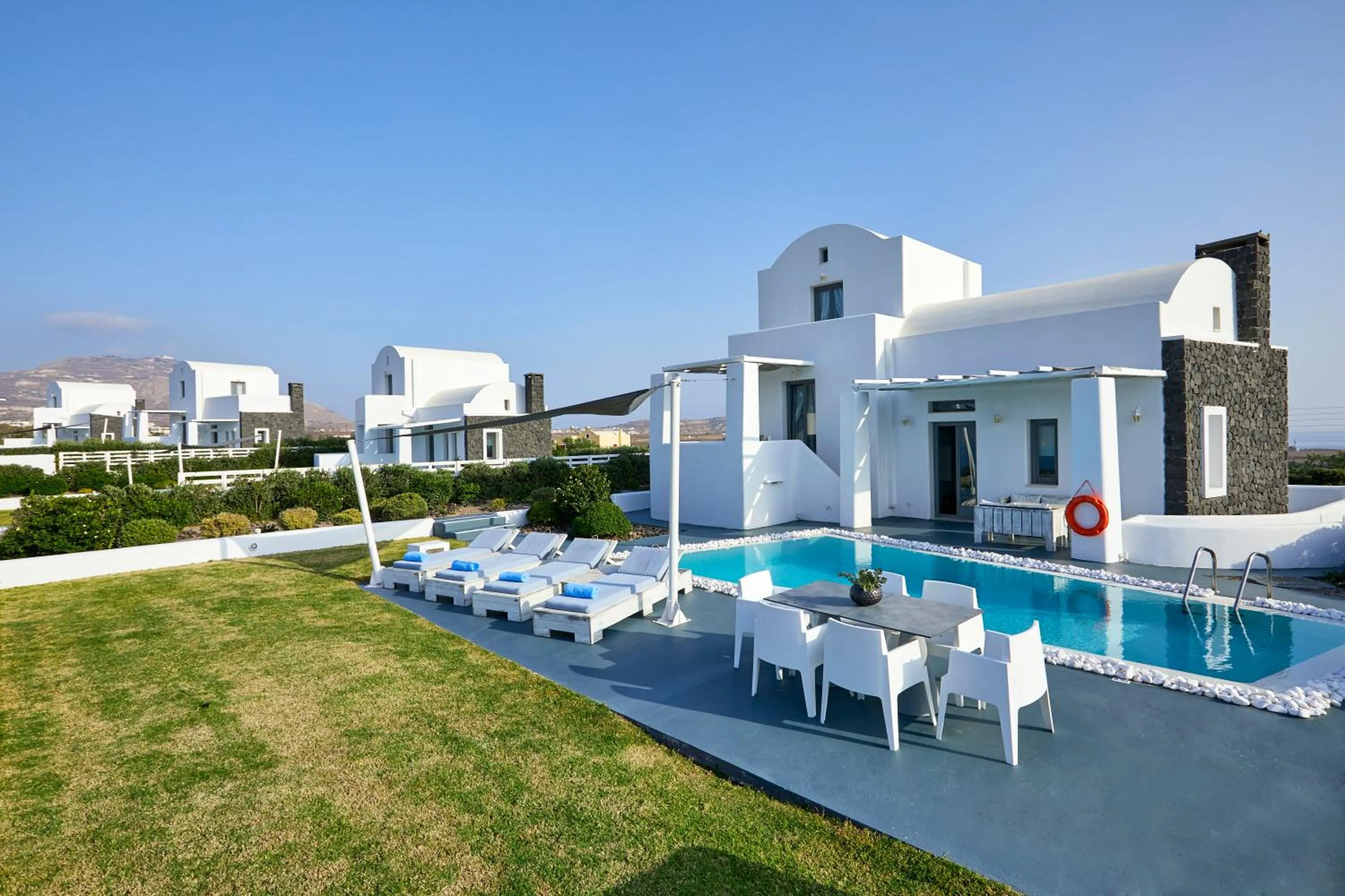 Property building in Santorini Princess Presidential Suites
