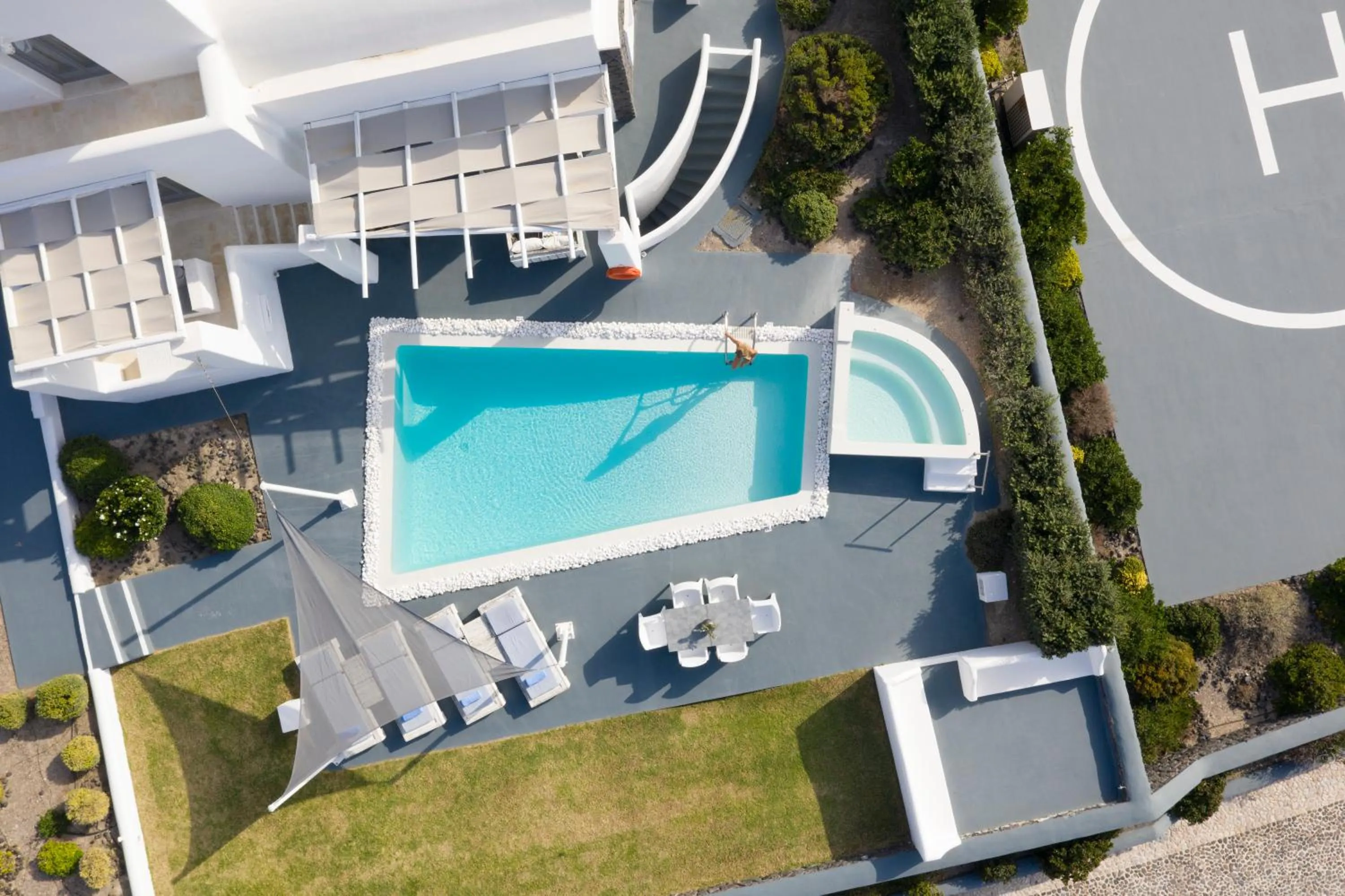 Area and facilities in Santorini Princess Presidential Suites