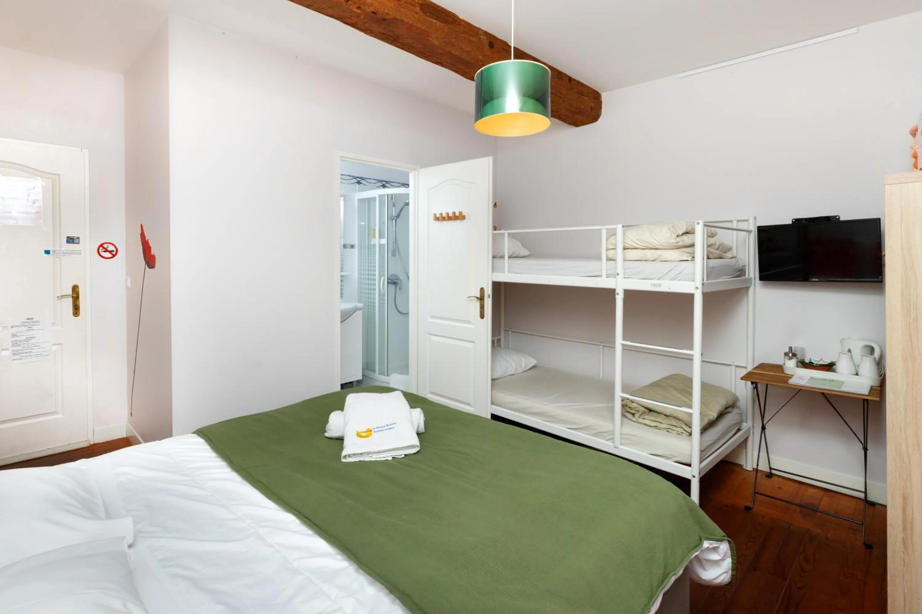 Bed in Le Grand Bassin