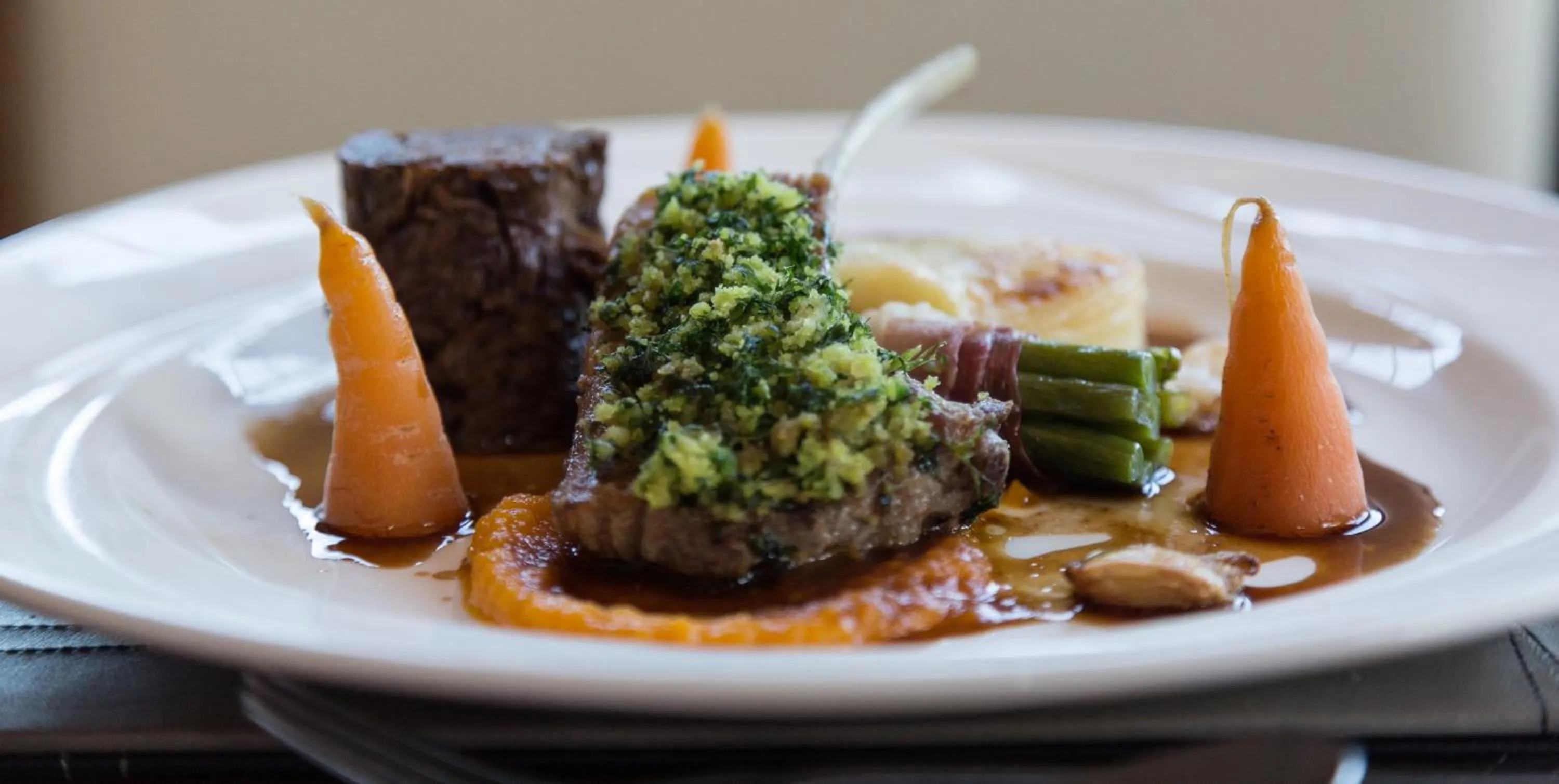 Food and drinks in Dales Country House Hotel