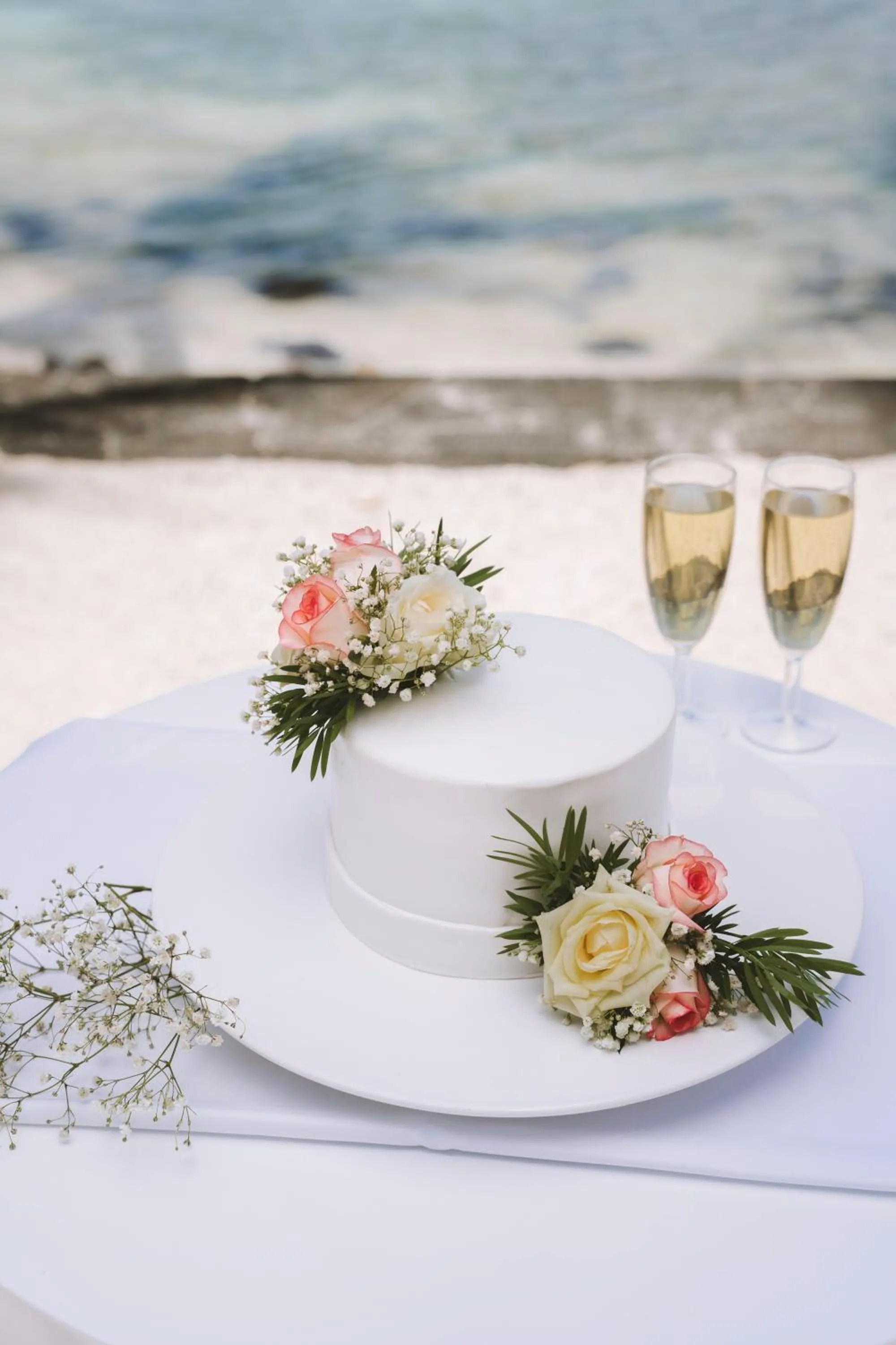 Food and drinks in Mauricia Beachcomber Resort & Spa