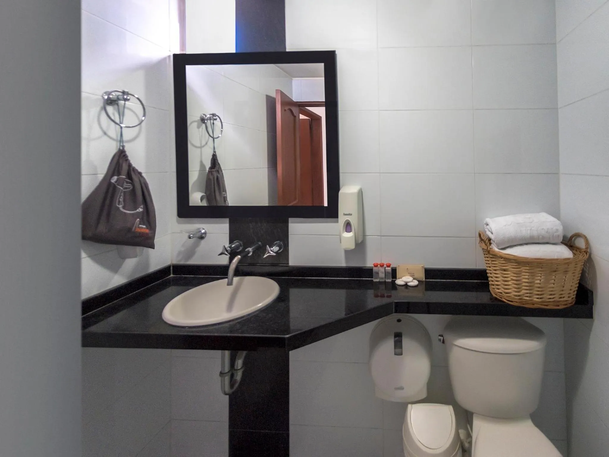 Bathroom in Hotel Buena Vista