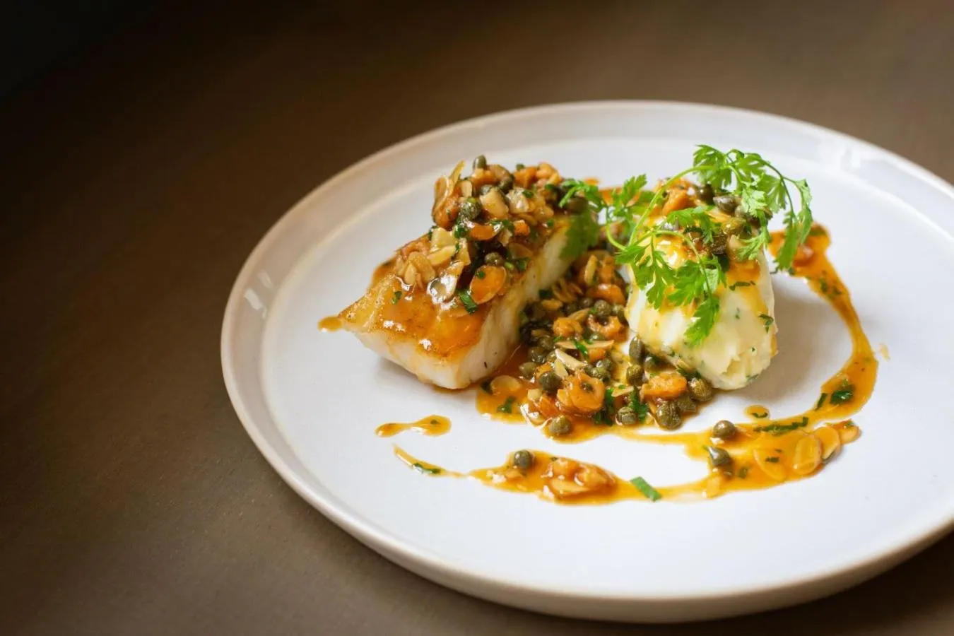 Restaurant/places to eat in Storrs Hall Hotel on the shore of Lake Windermere