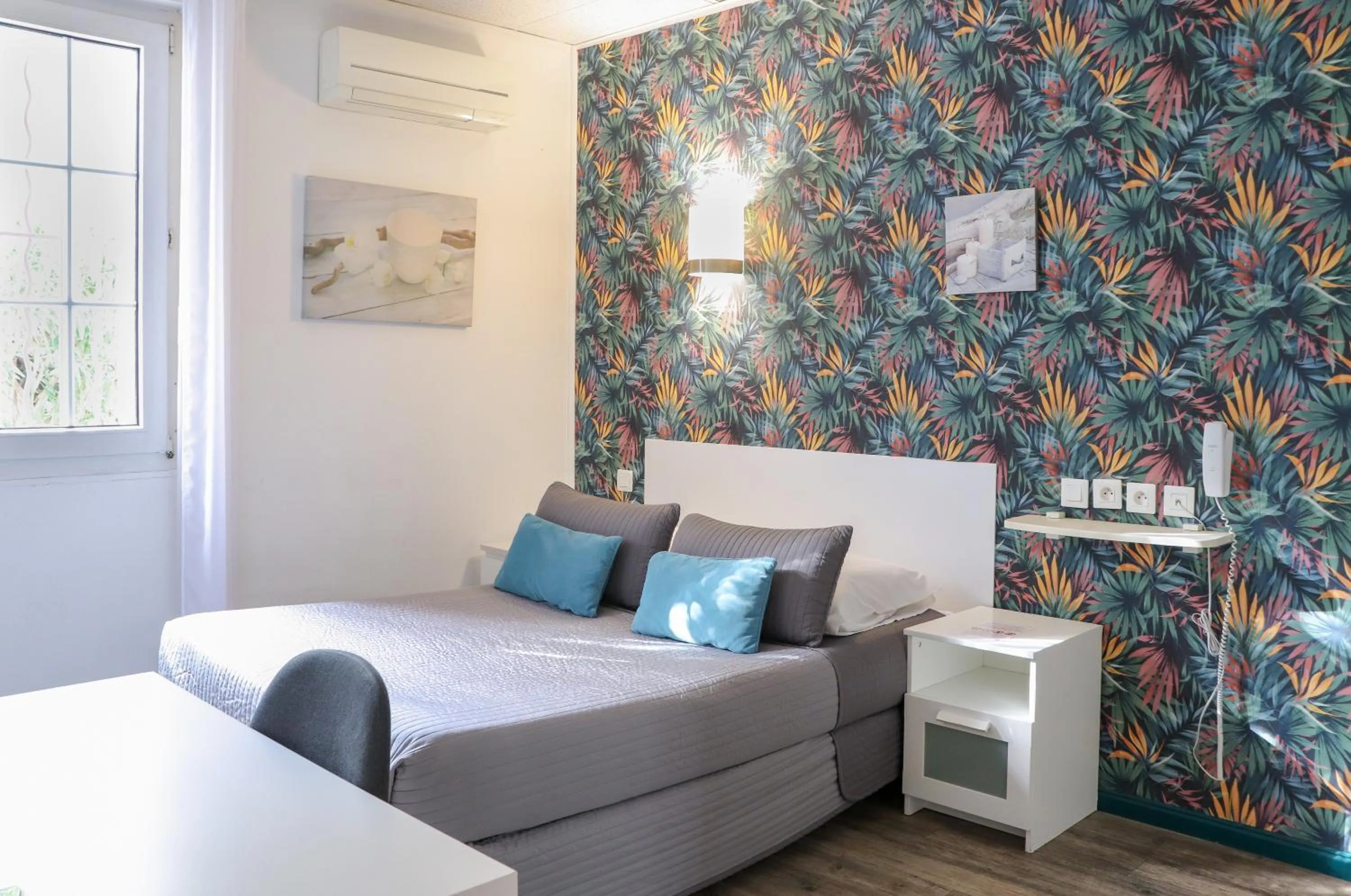 Photo of the whole room, Bed in Hotel Abelia