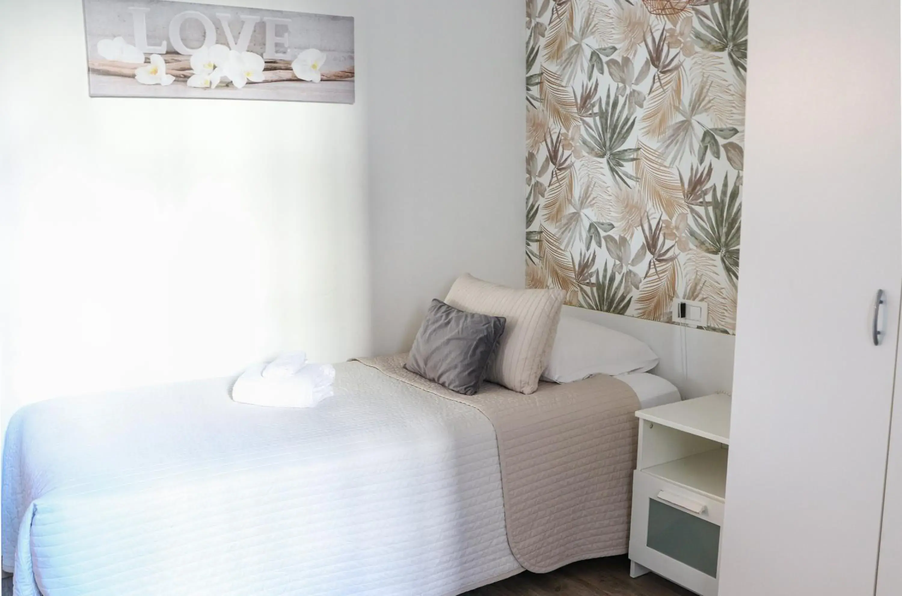 Twin Room in Hotel Abelia Twin Room in Hotel Abelia