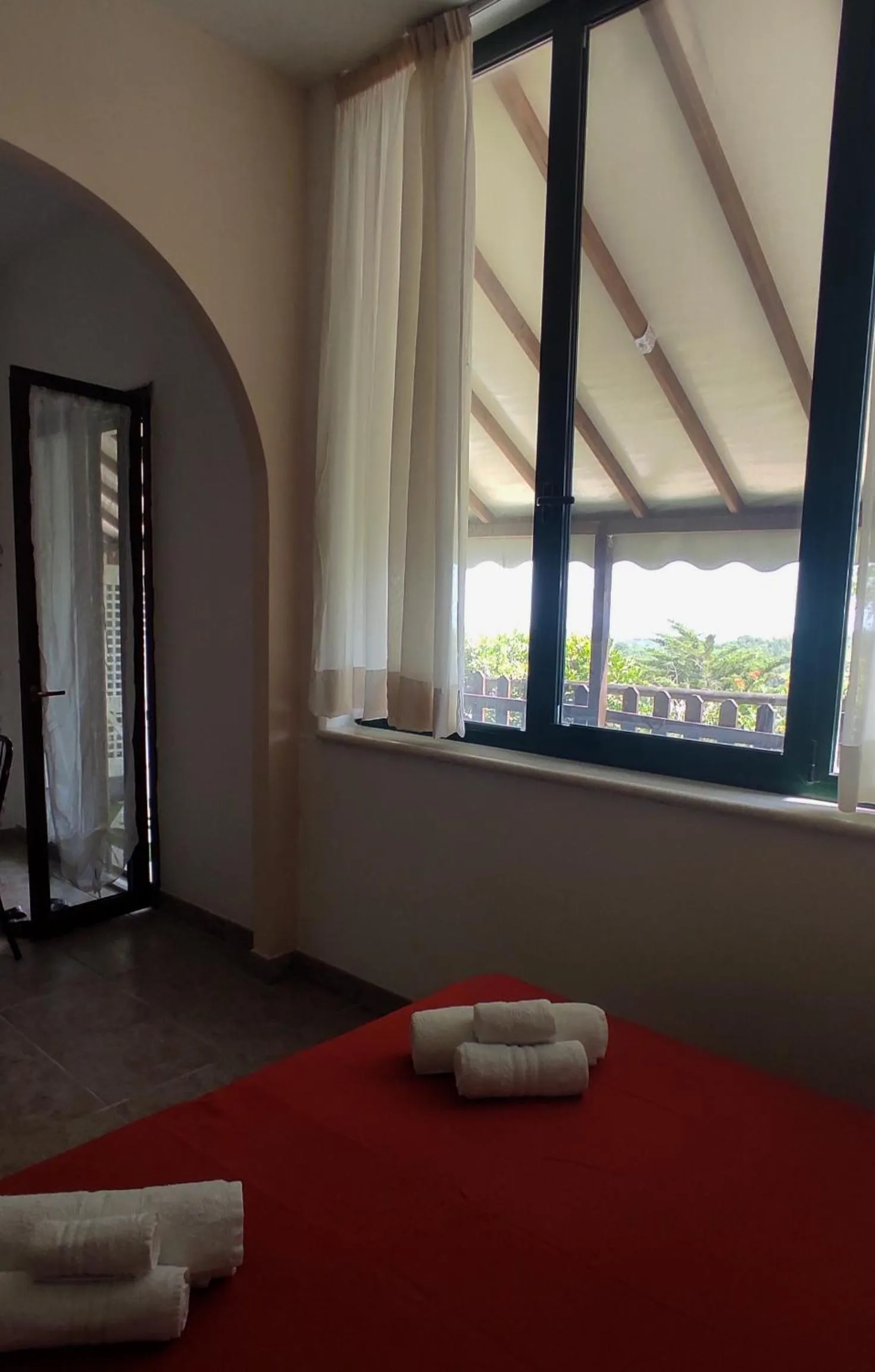 Photo of the whole room in Il Corbezzolo