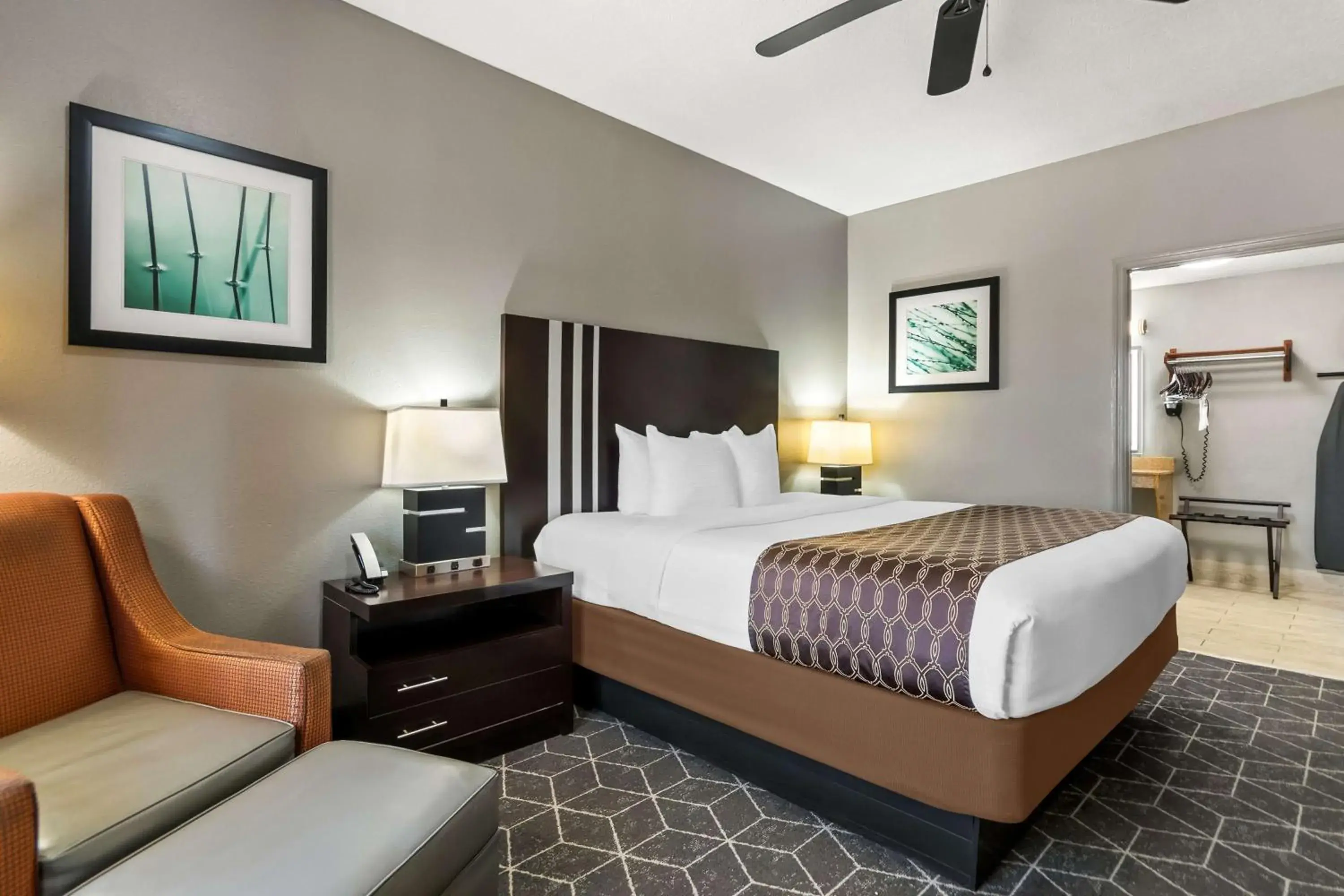 King Room - Disability Access - Non-Smoking in Best Western Inn King Room - Disability Access - Non-Smoking in Best Western Inn