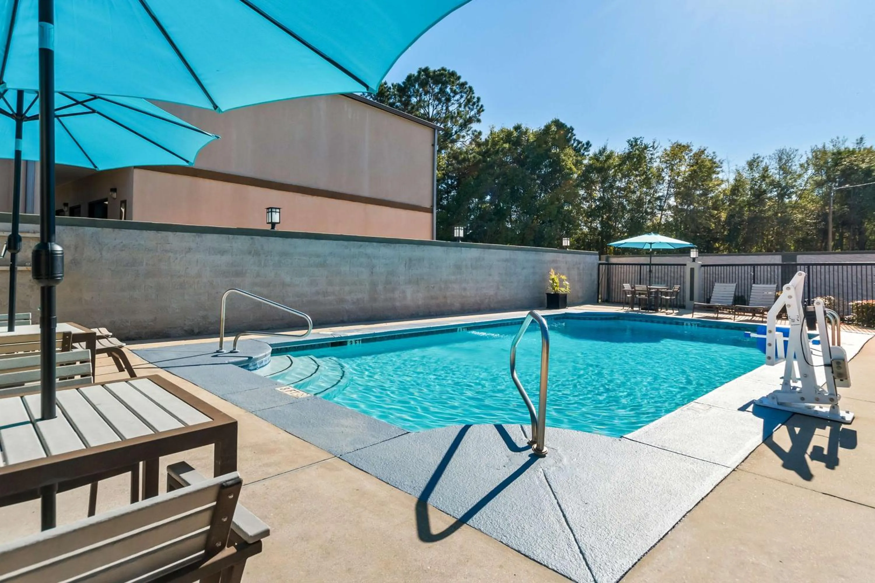 Pool view in Best Western Inn