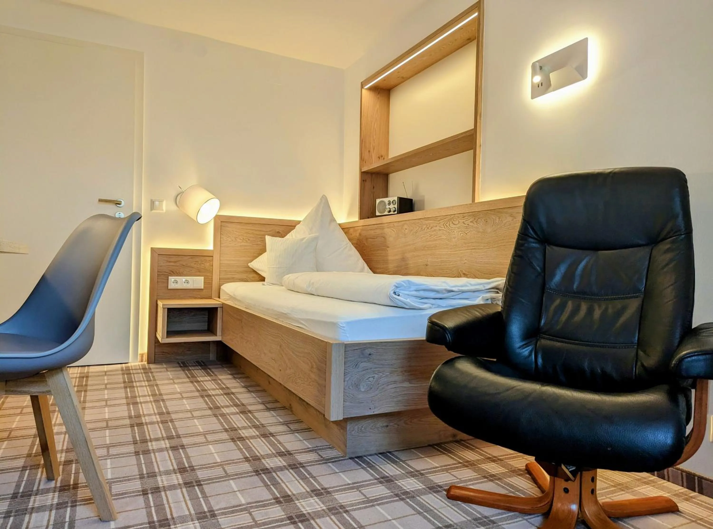 Photo of the whole room, Bed in Hotel Germania