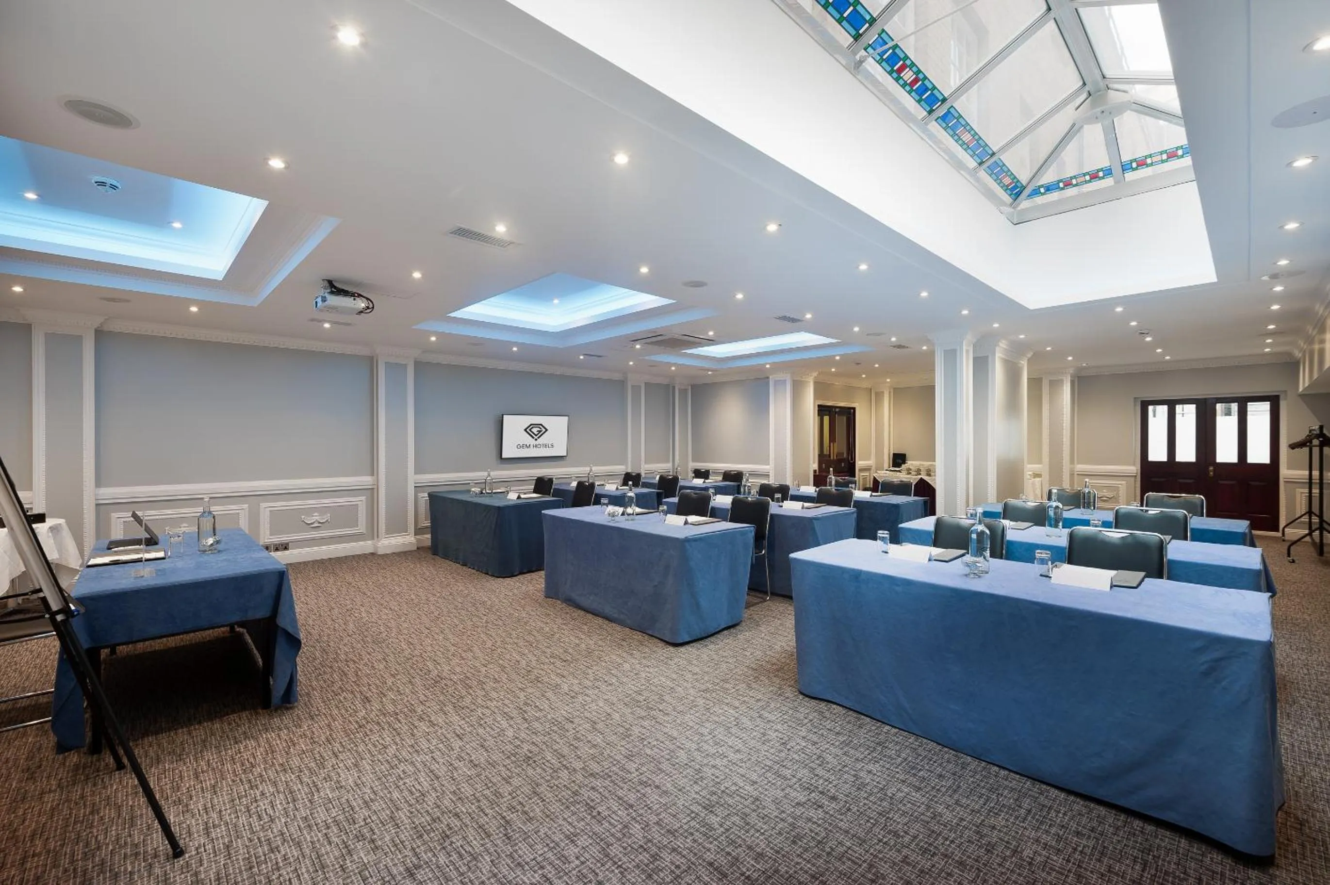 Meeting/conference room in Gem Fitzrovia Hotel
