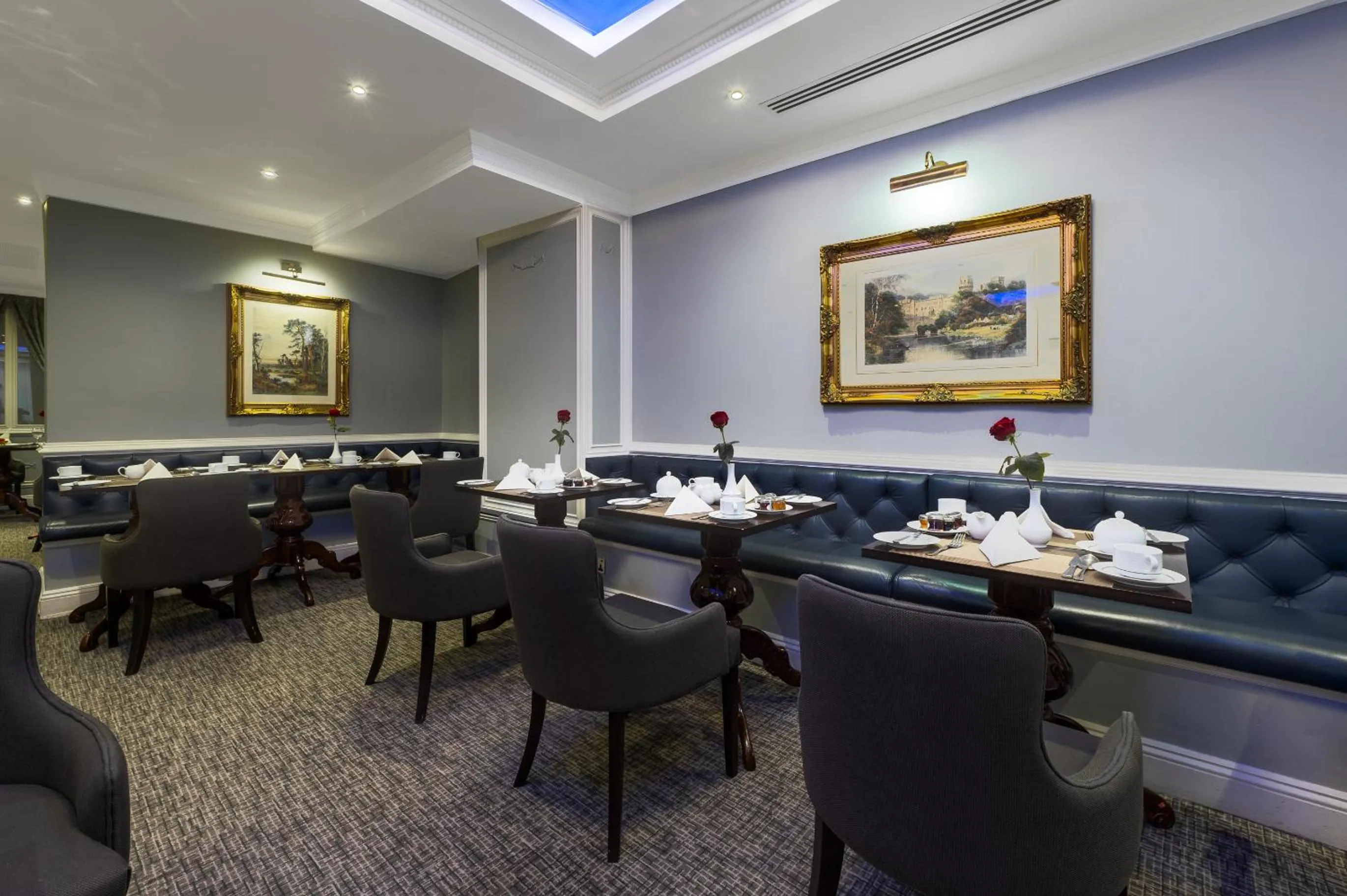 Restaurant/places to eat in Gem Fitzrovia Hotel