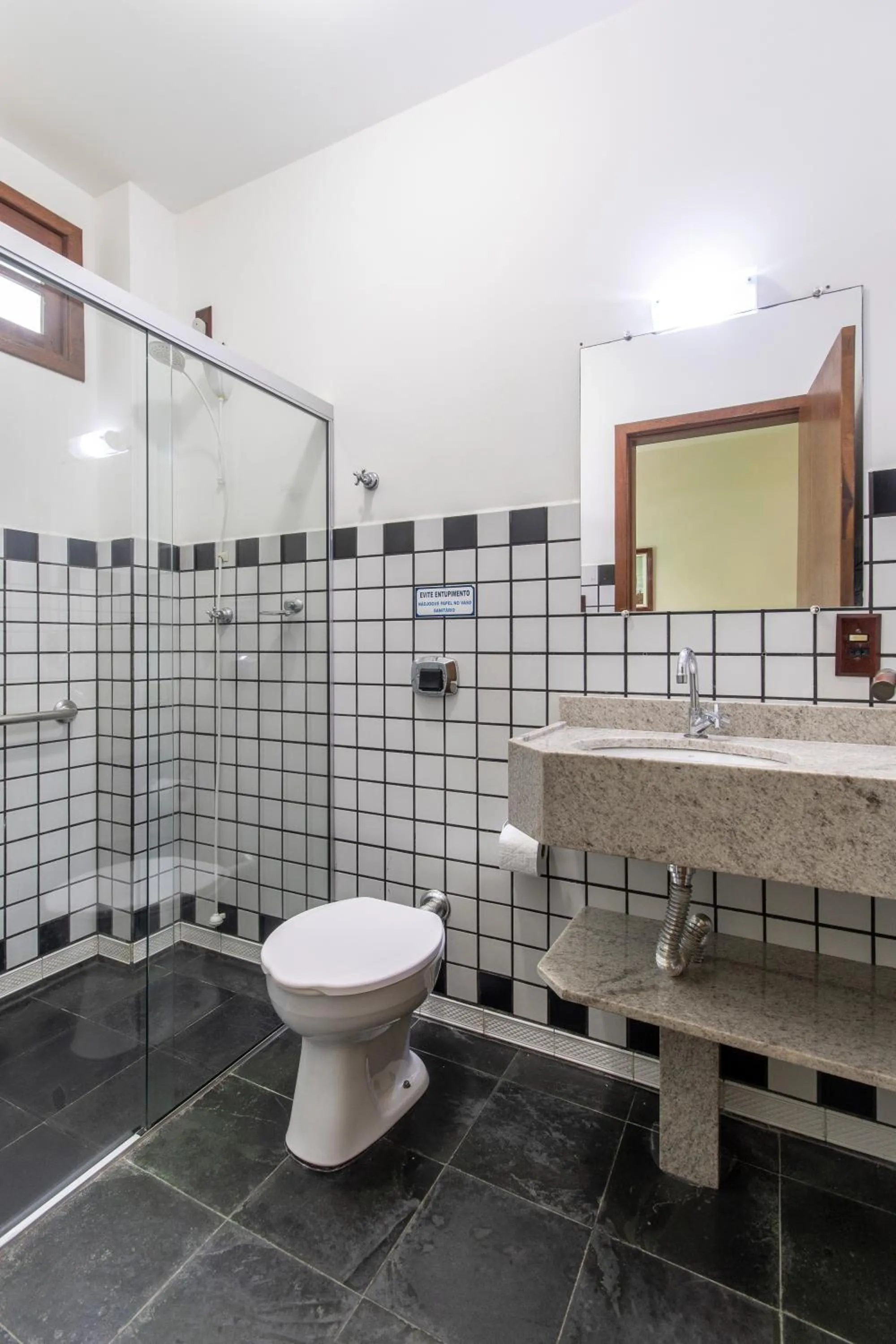 Standard Triple Room with Balcony in Hotel Cores do Mar