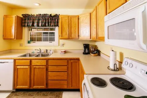 Drummond Island Resort