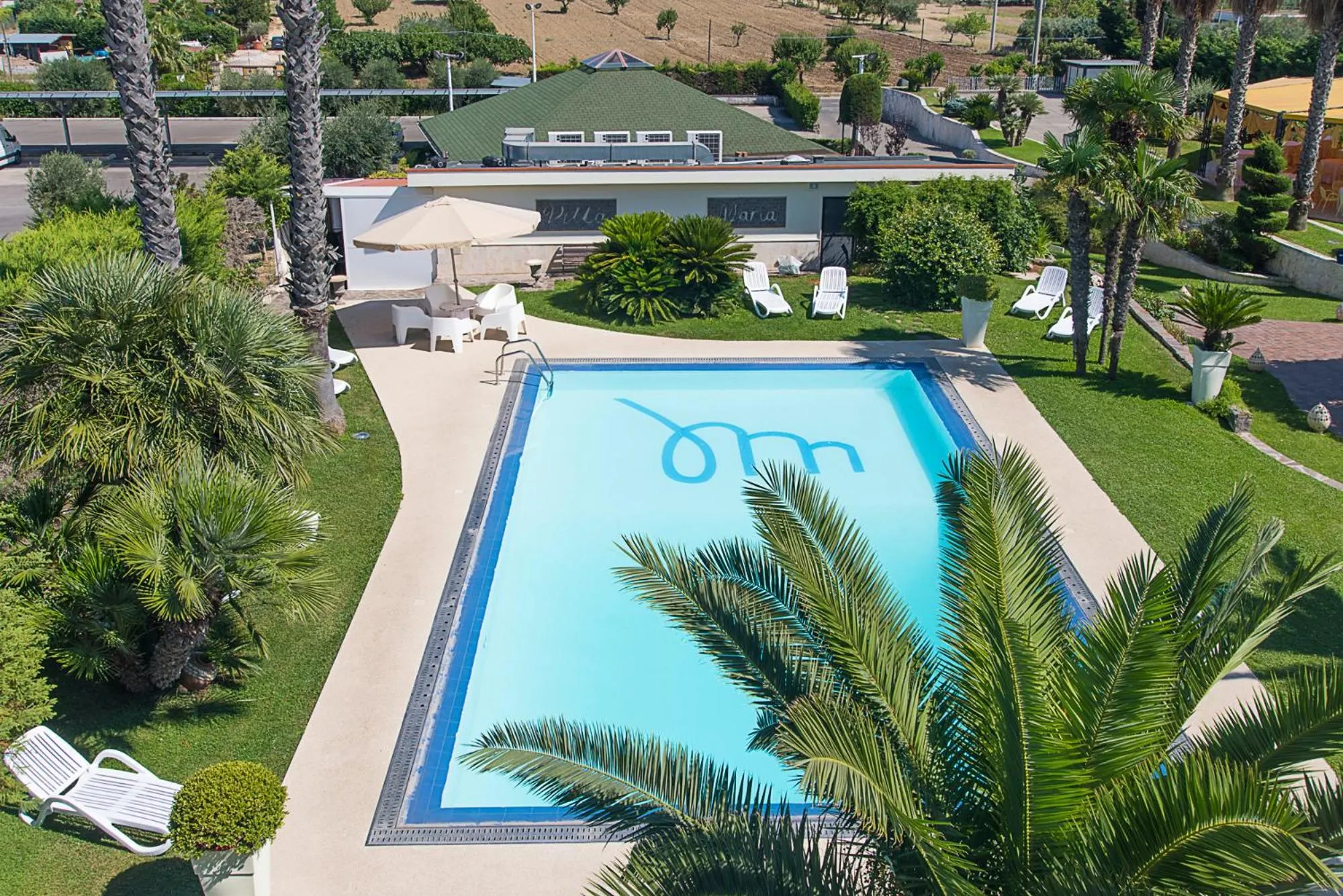 Pool view in Hotel Villa Maria