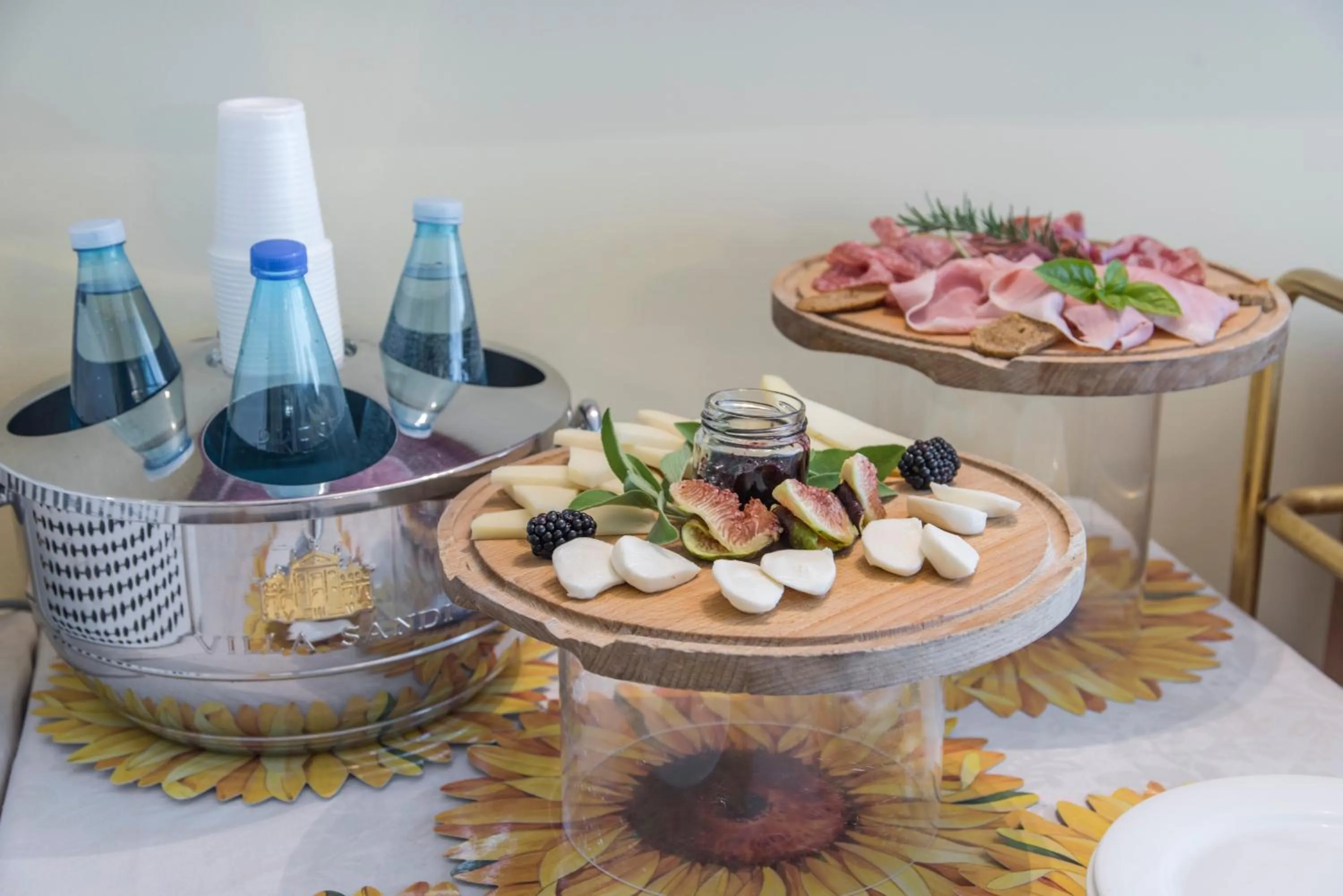 Continental breakfast in Hotel Villa Maria