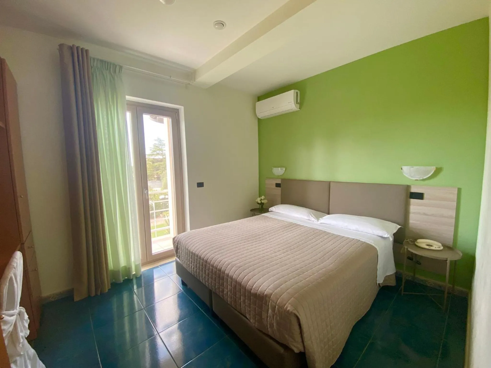 Bed in Hotel Villa Maria