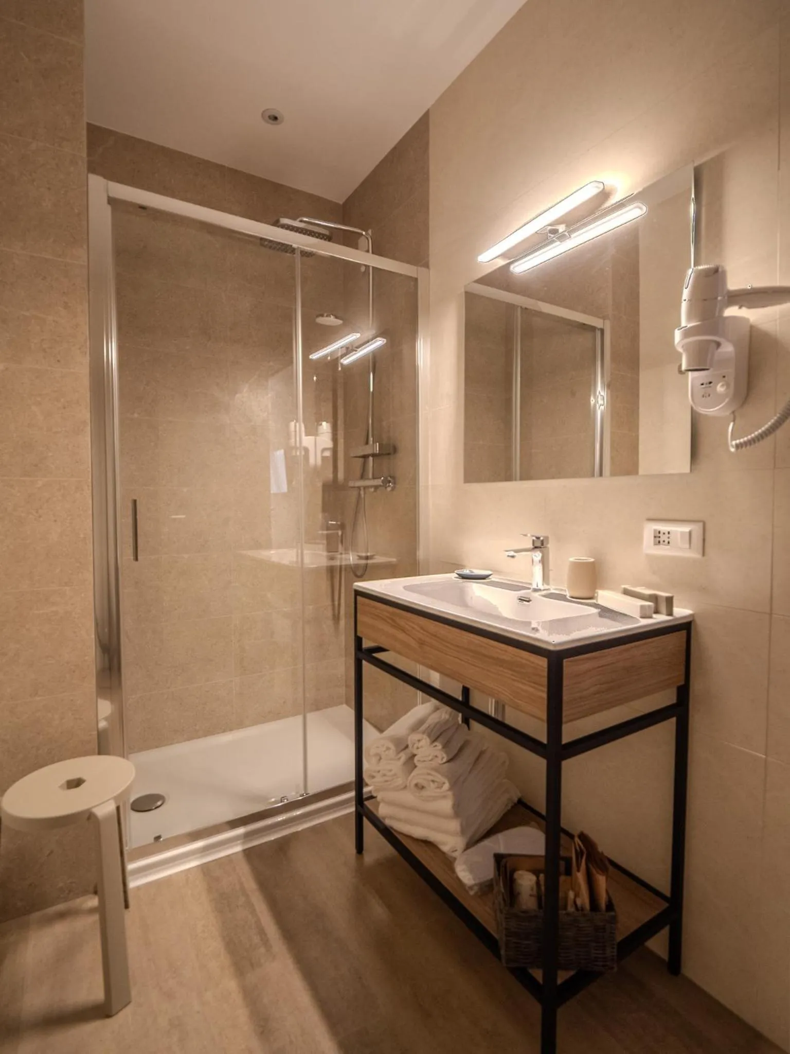 Shower in Hotel Villa Maria