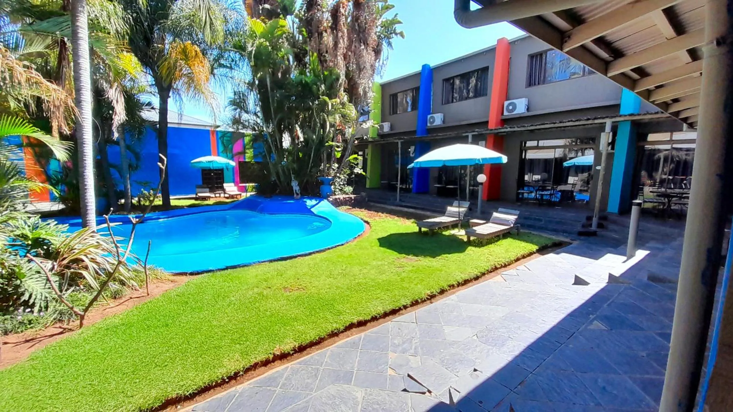 Property building in Elephant Springs