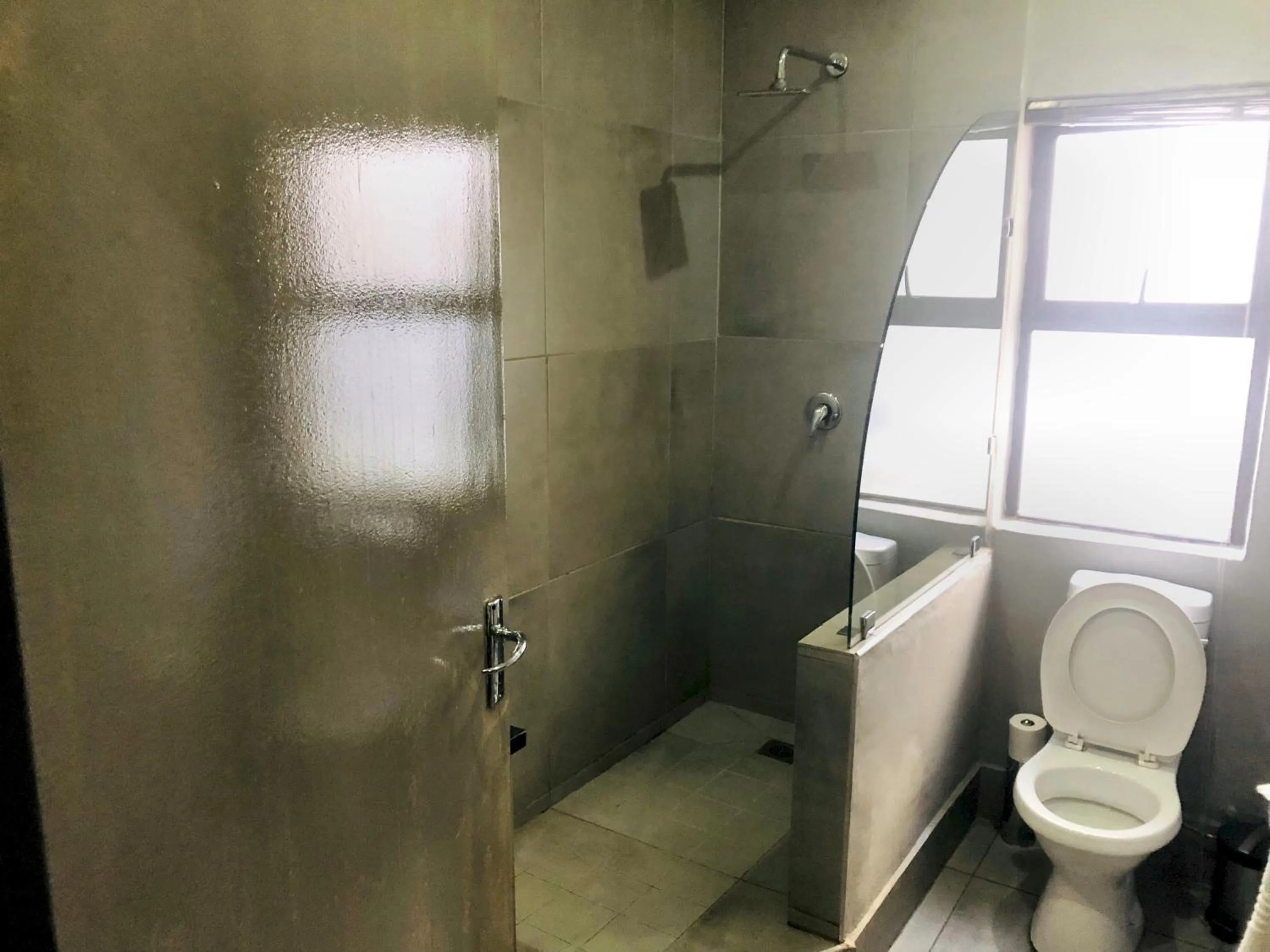 Shower in Elephant Springs