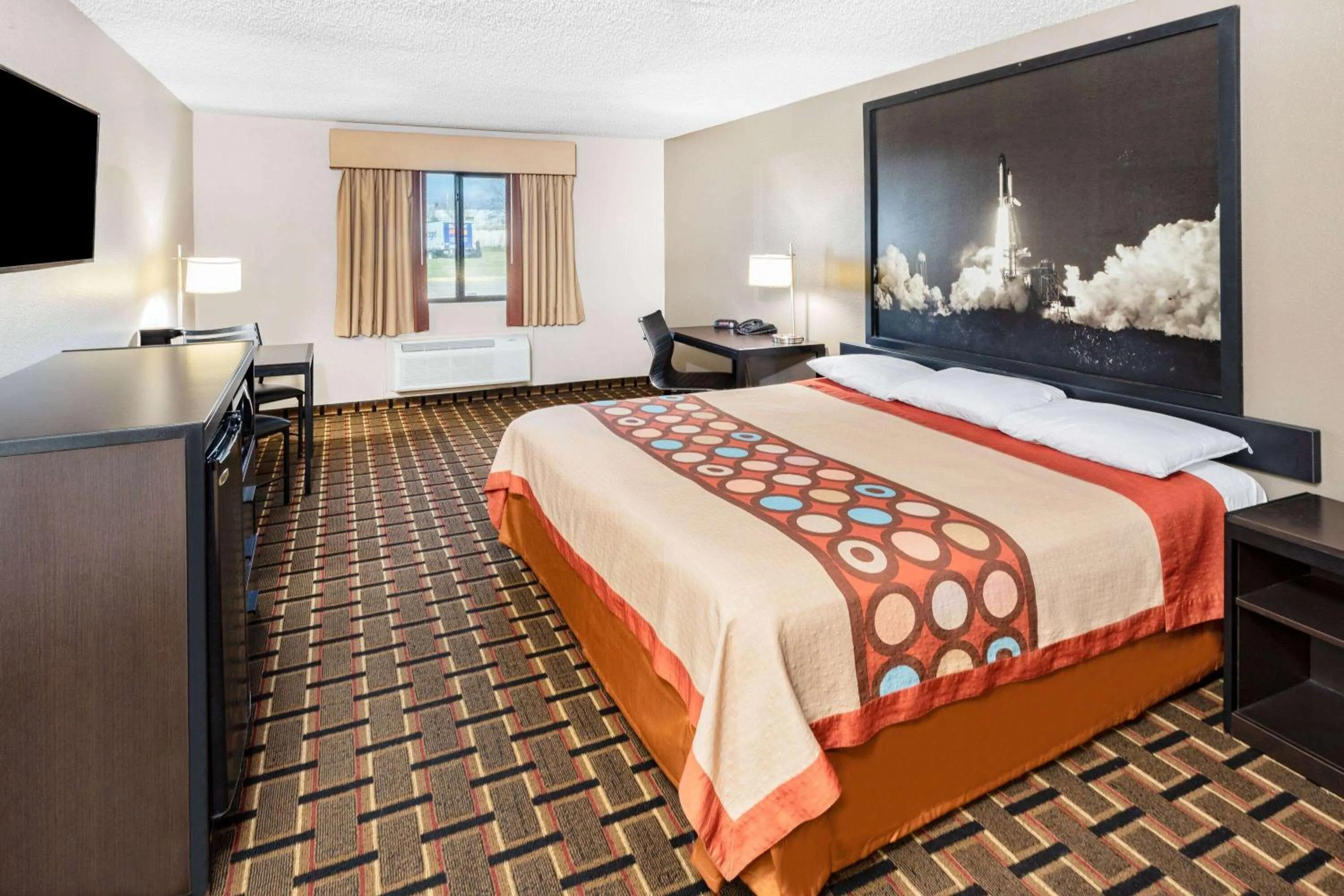 Photo of the whole room, Bed in Super 8 by Wyndham League City Kemah Area