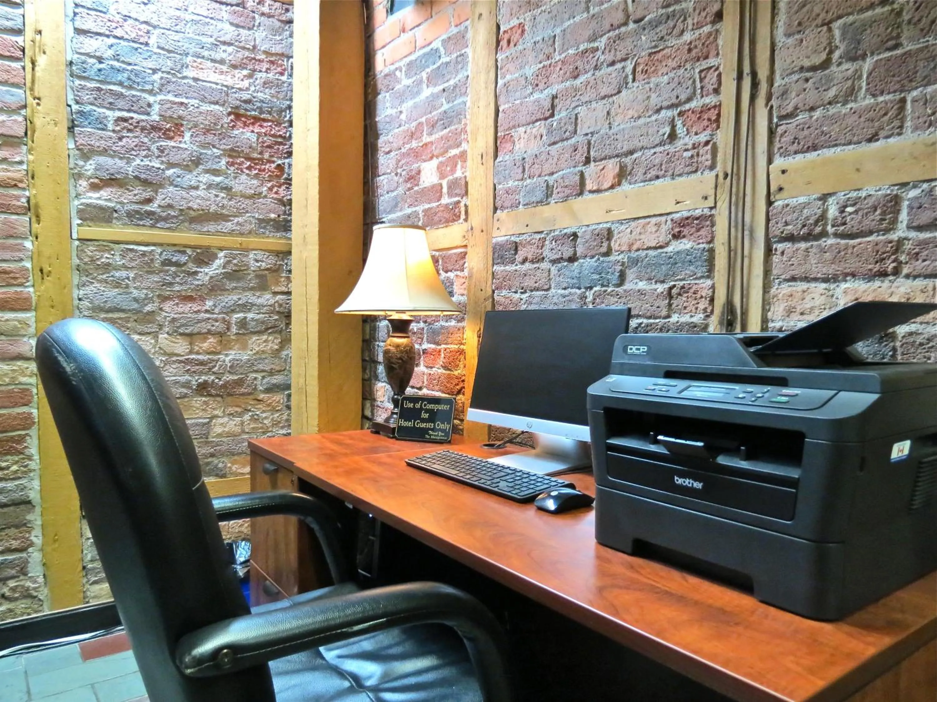 Business facilities in Murray Premises Hotel