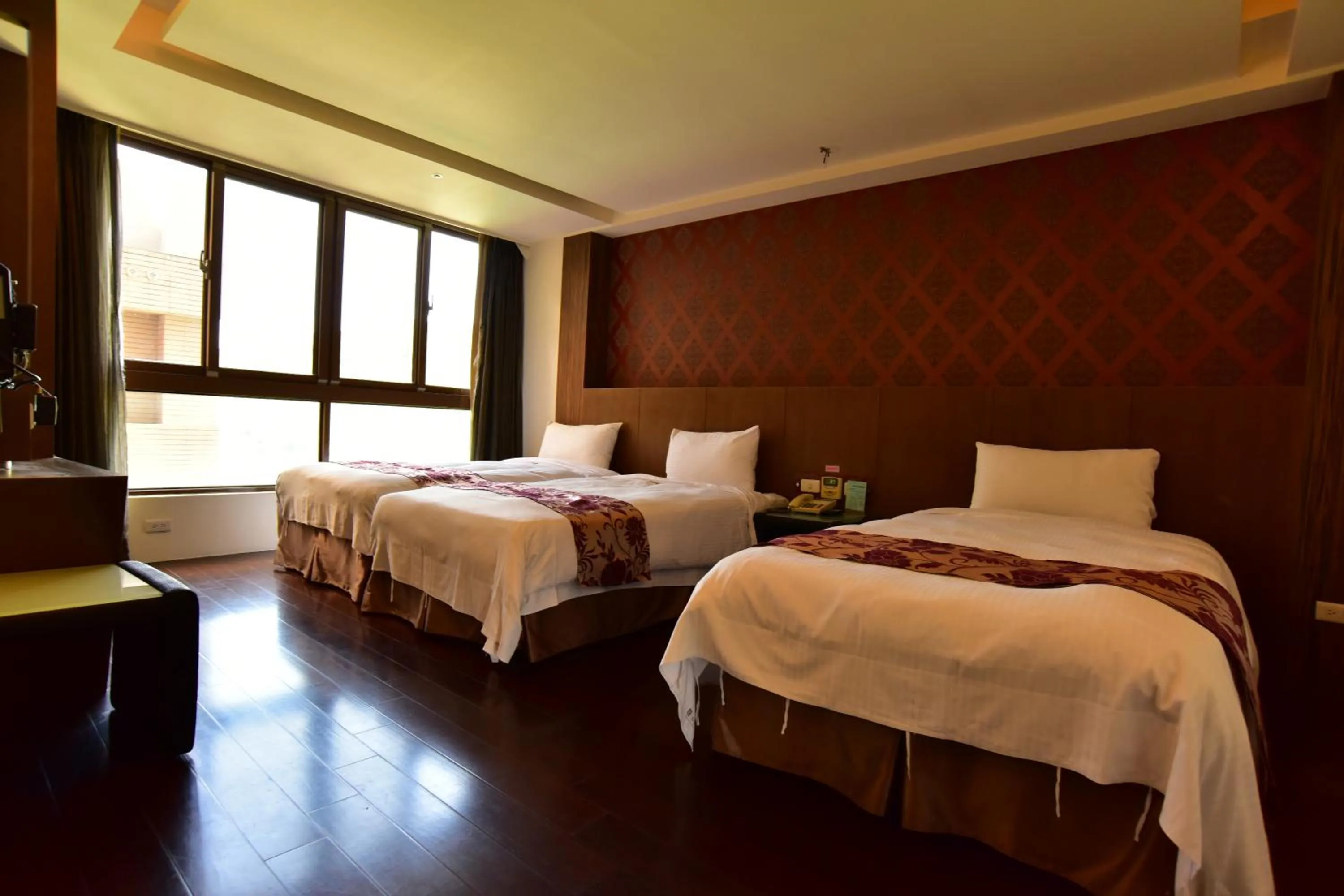 Bed in Miracolo View Hotel