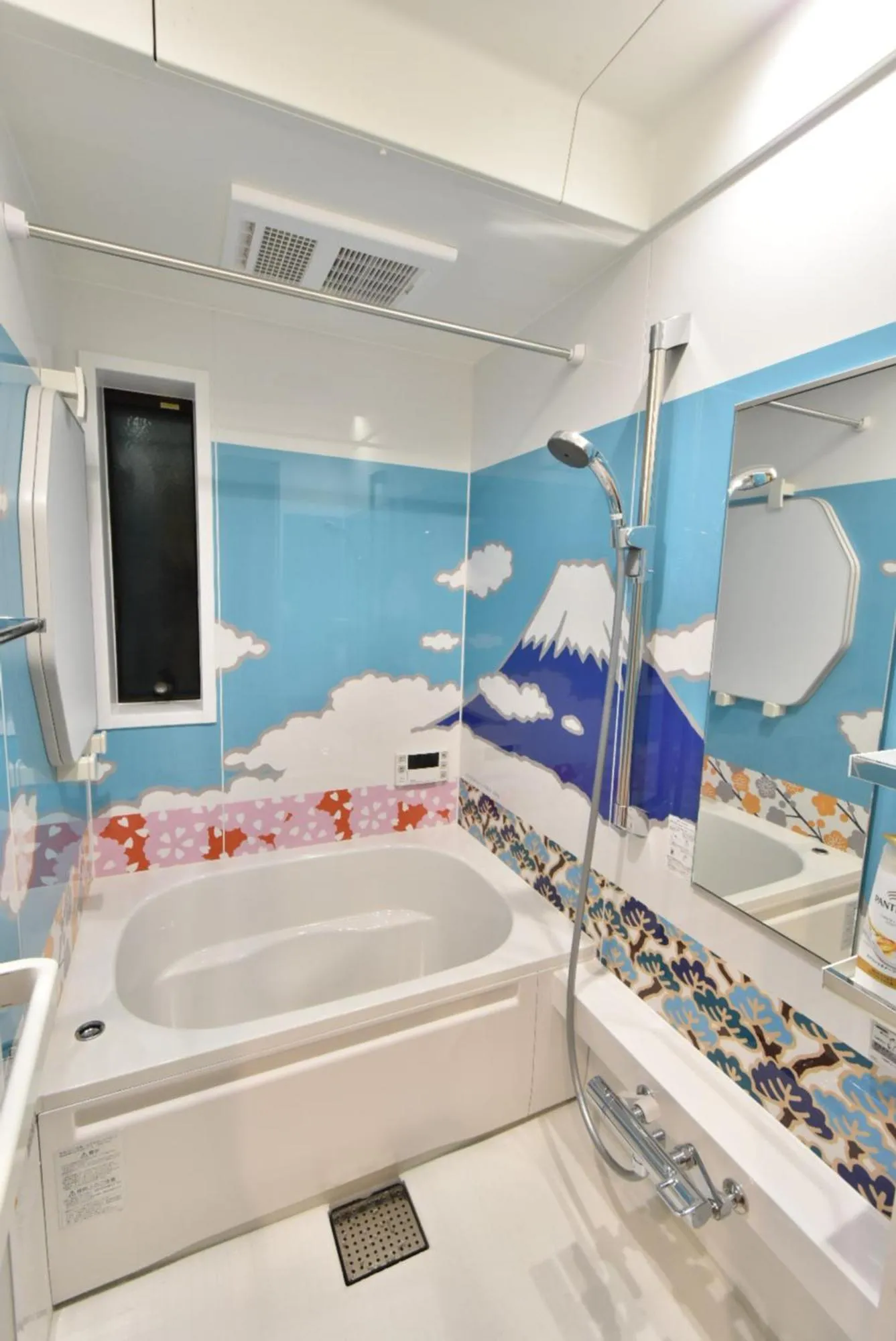 Bathroom in ASAKUSA EAST Terrace - KANDO