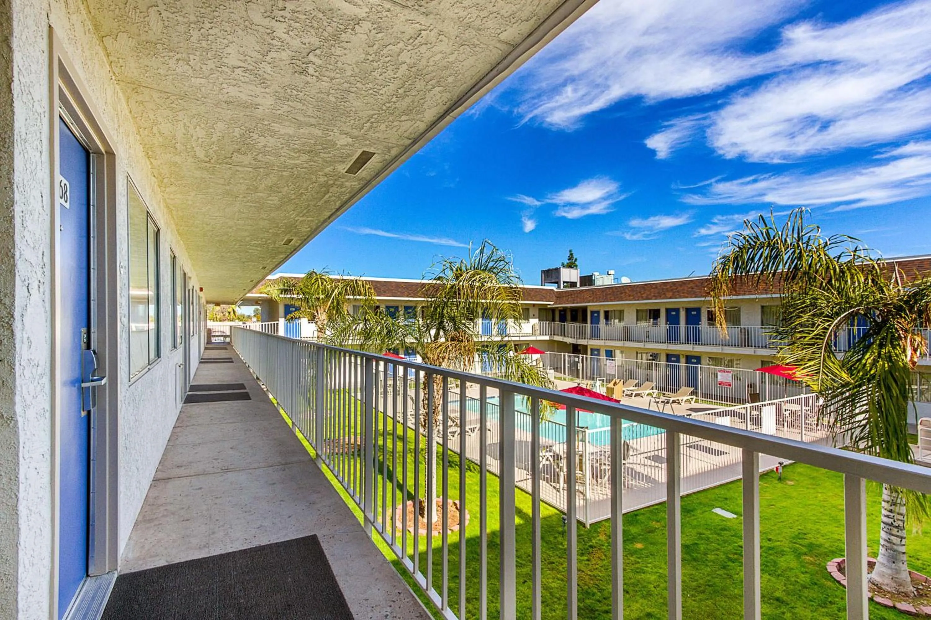 Day in Motel 6-Phoenix, AZ - North Bell Road