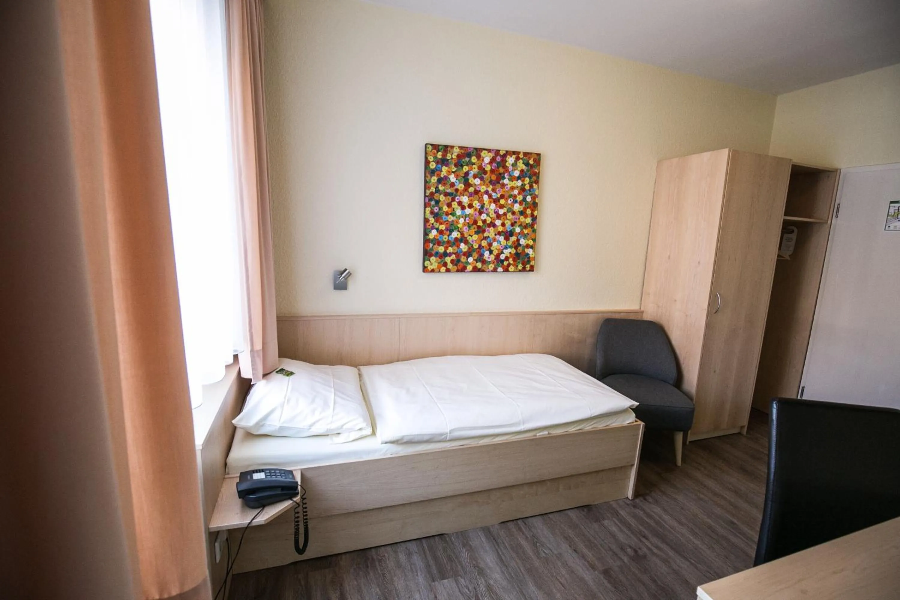 Photo of the whole room, Bed in Bürgermeisterkapelle