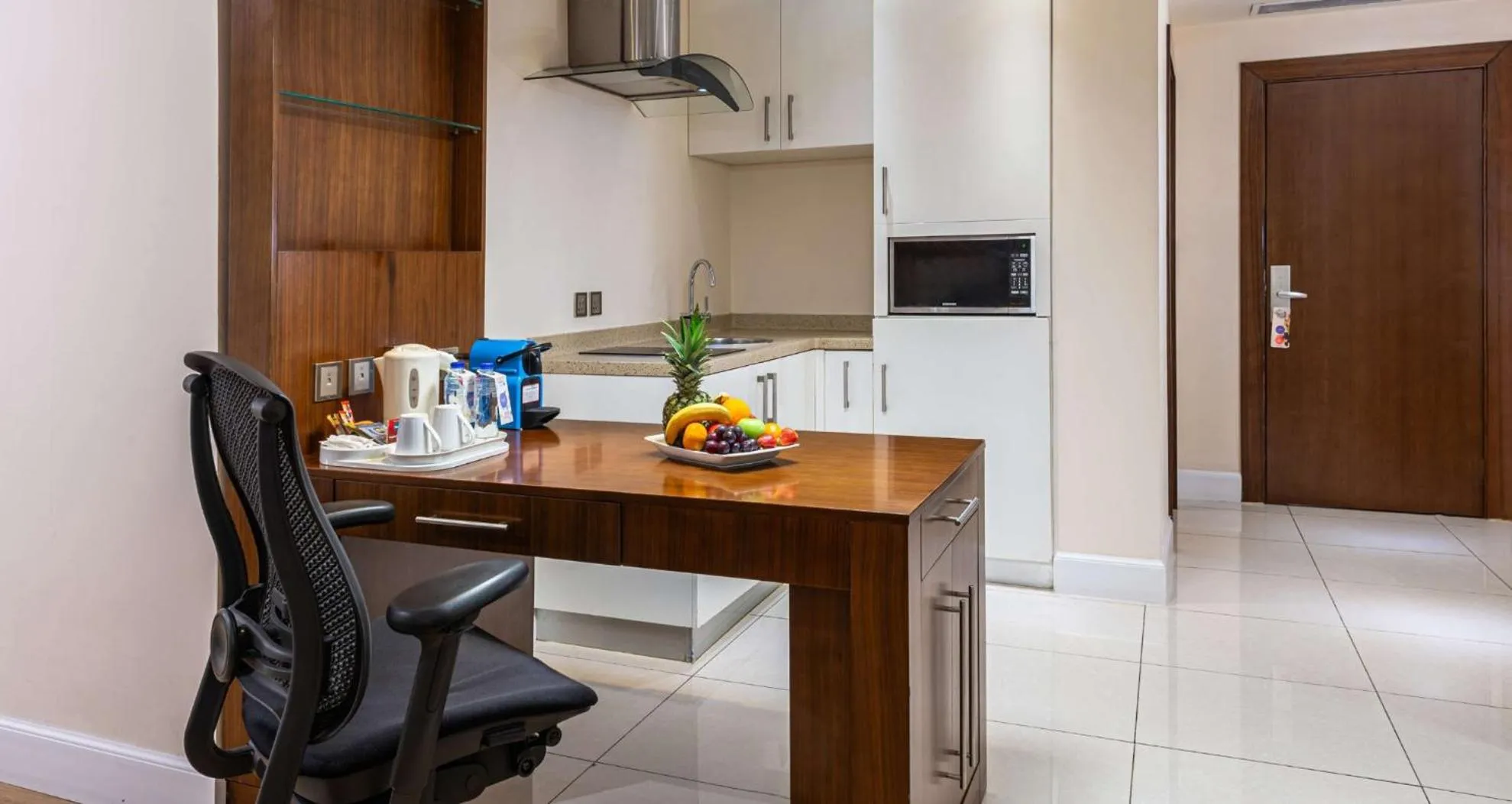 Kitchen or kitchenette in Novotel Suites Riyadh Olaya