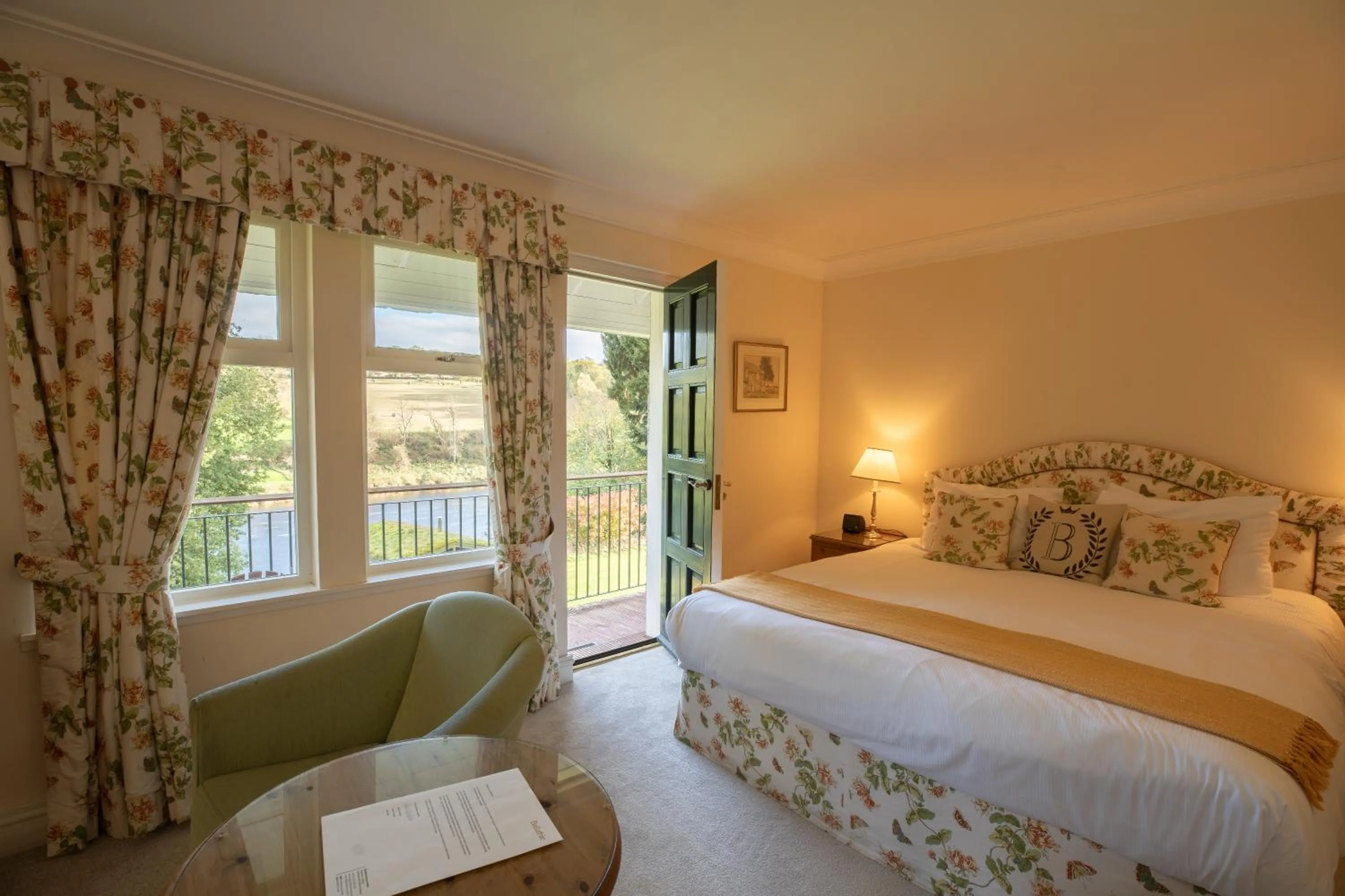 Balcony/Terrace, Bed in Ballathie House Hotel