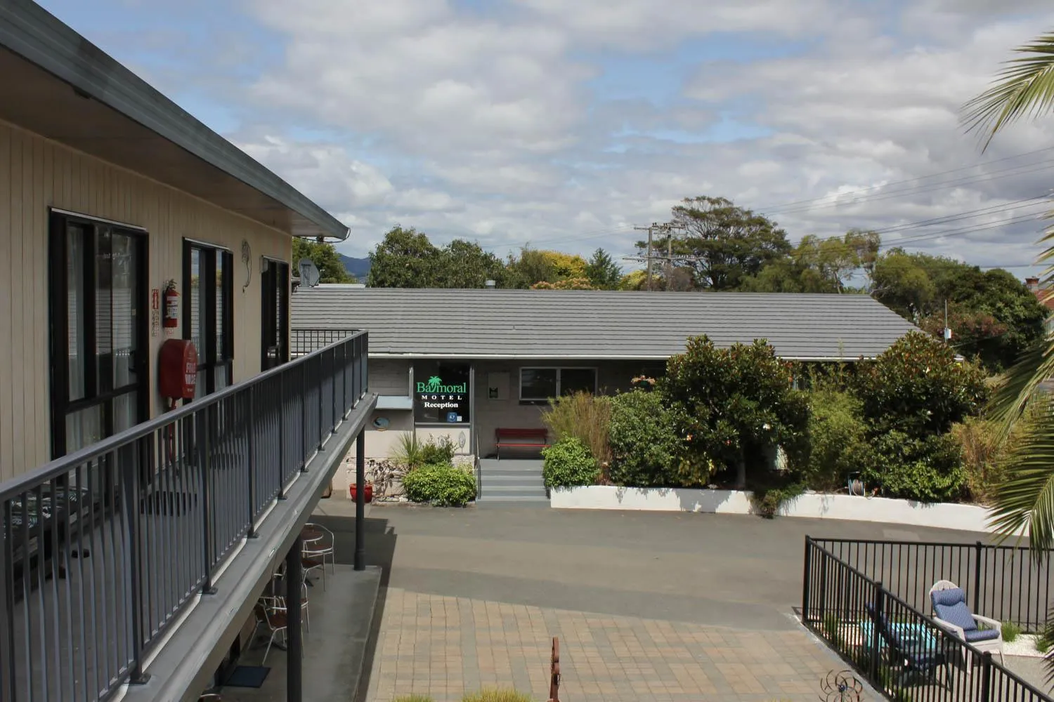 Property building in Balmoral Motel