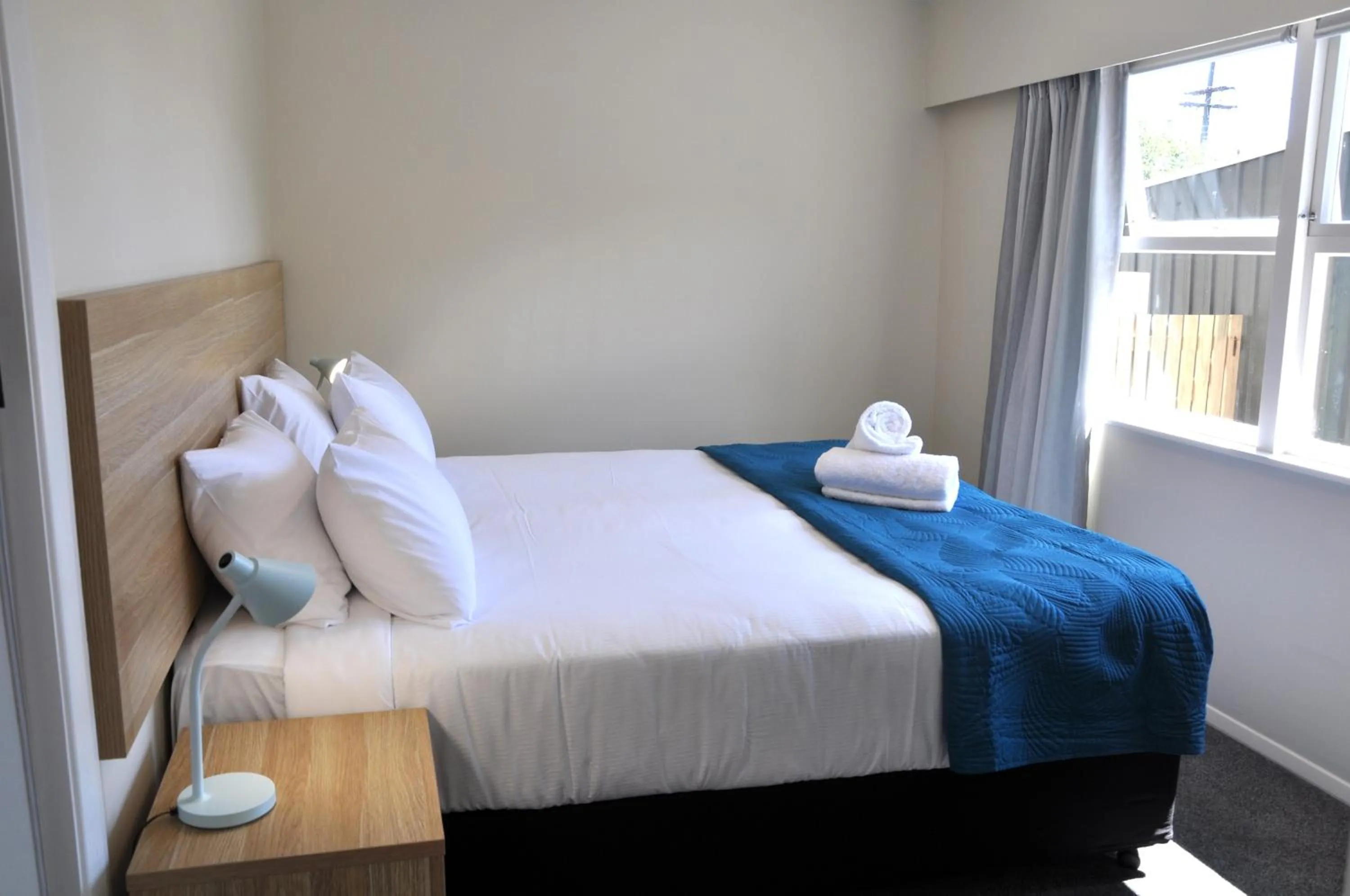 Bed in Balmoral Motel