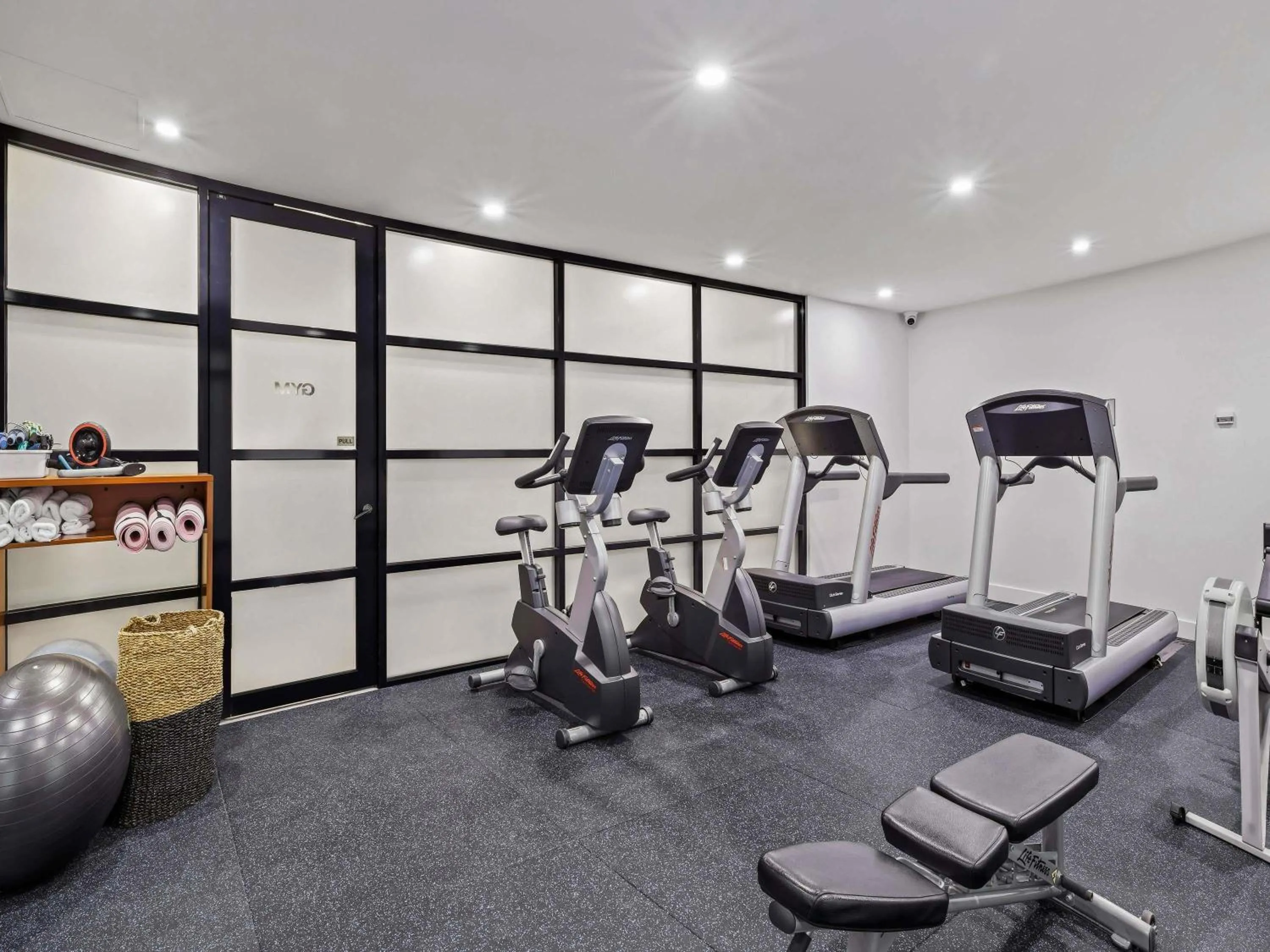 Fitness centre/facilities in Peppers Waymouth Hotel