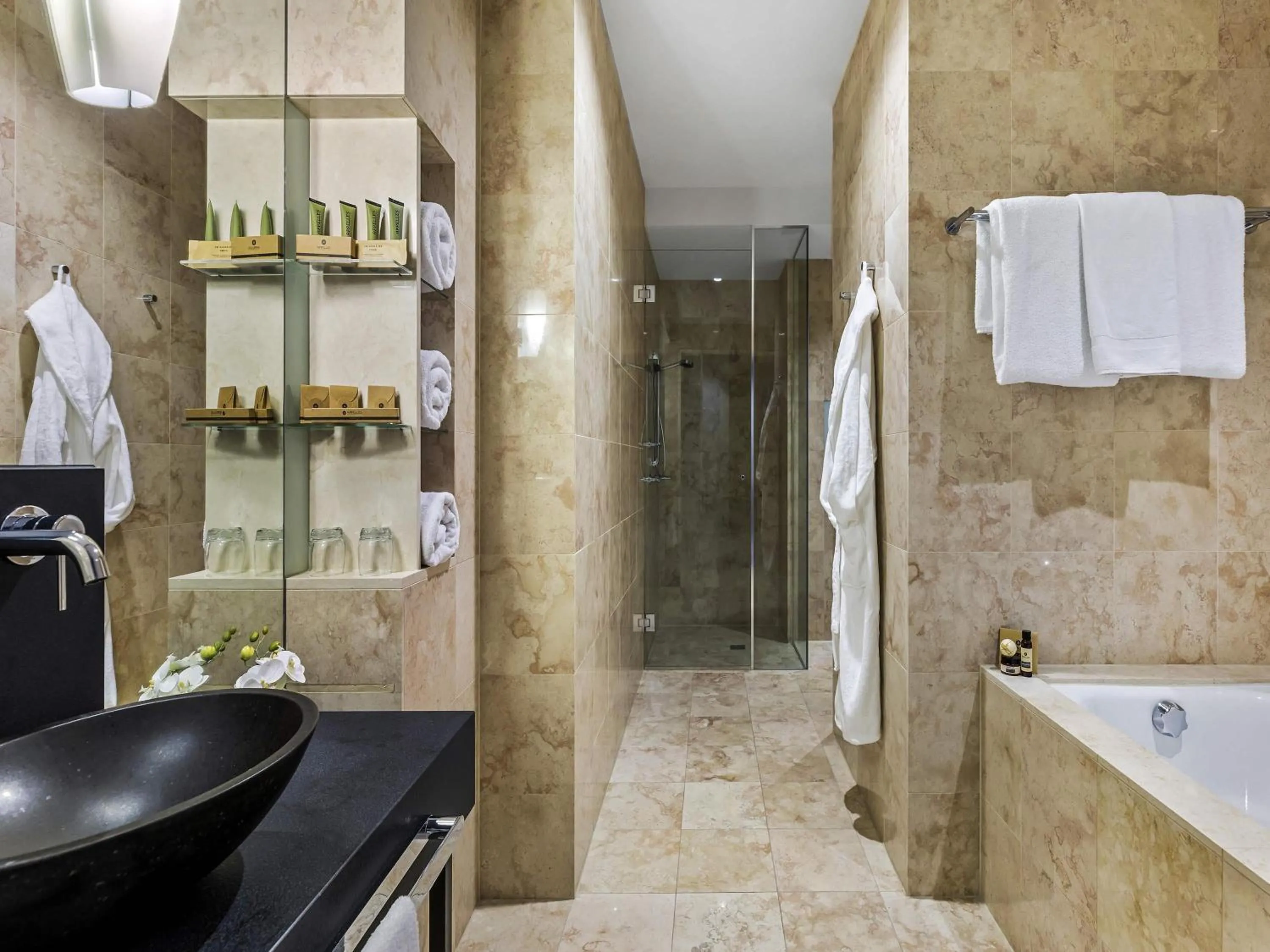 Bedroom in Peppers Waymouth Hotel