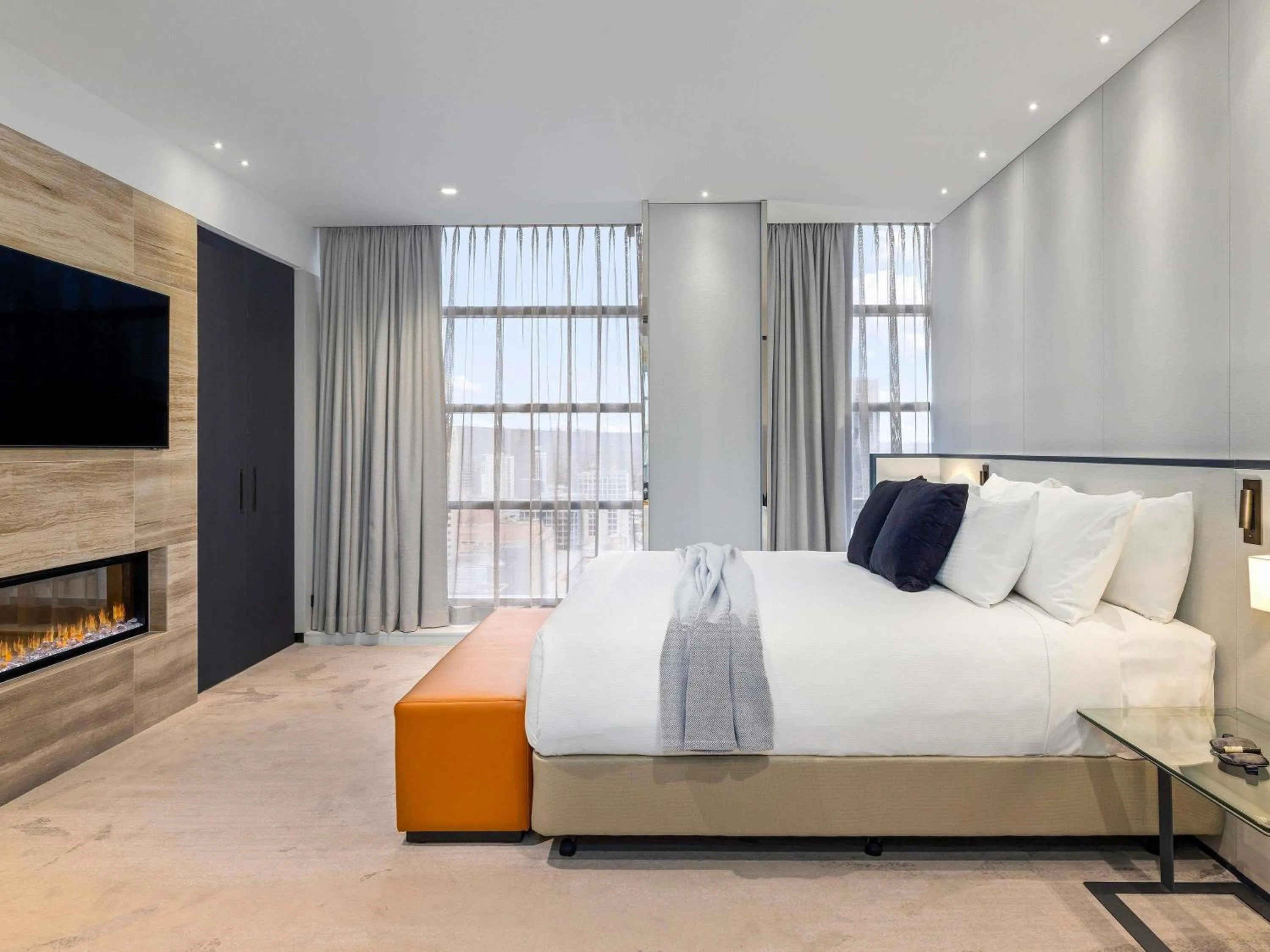 Bedroom, Bed in Peppers Waymouth Hotel