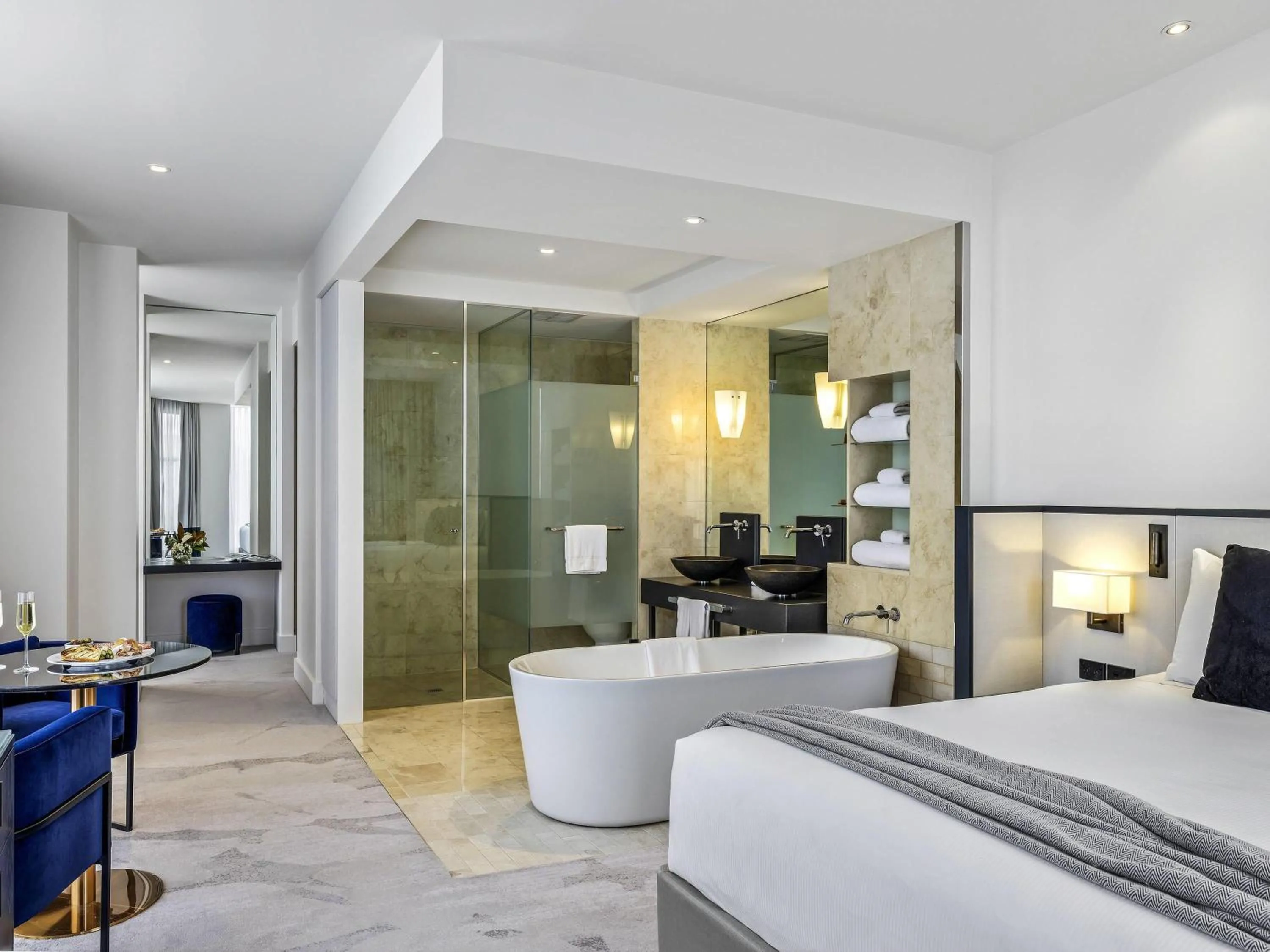 Bedroom in Peppers Waymouth Hotel