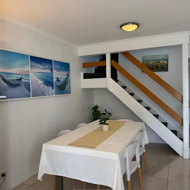 Bed in Noosa Keys Apartments