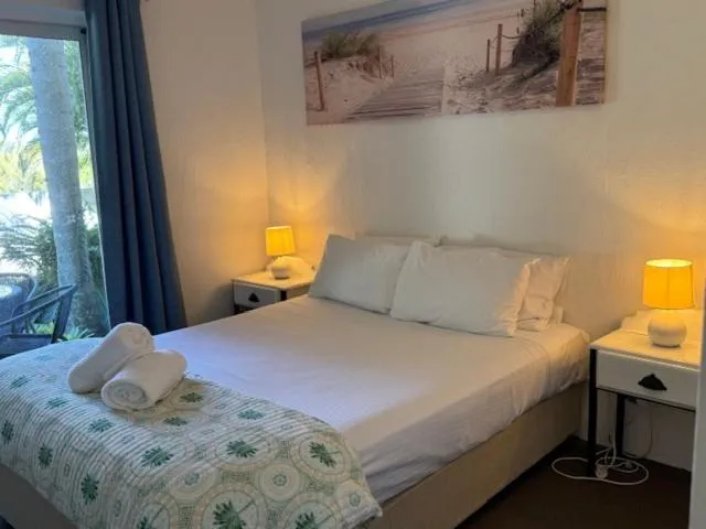 Bed in Noosa Keys Apartments