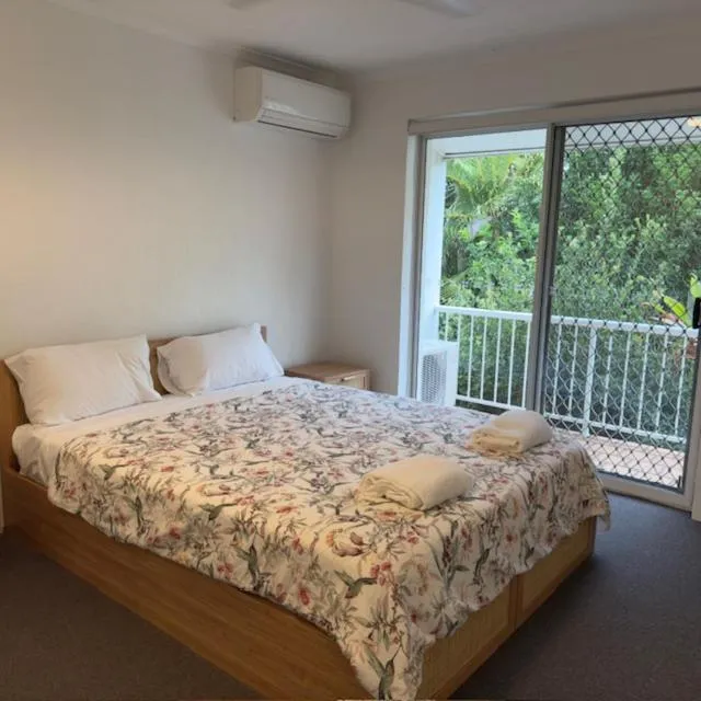 Bed in Noosa Keys Apartments