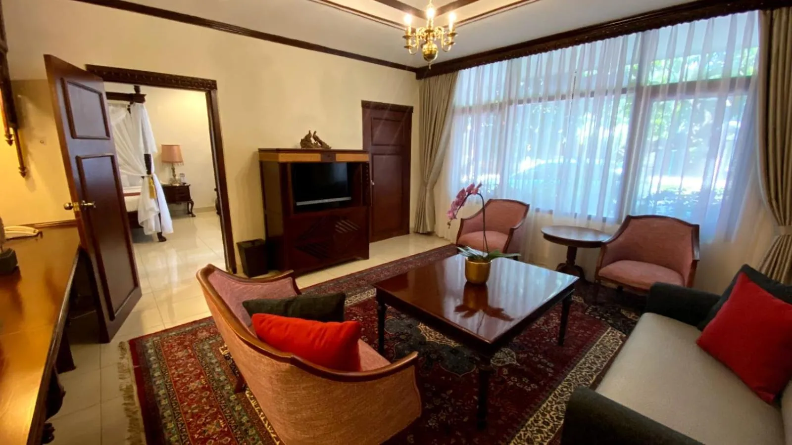 Living room in Kusuma Sahid Prince Hotel Solo