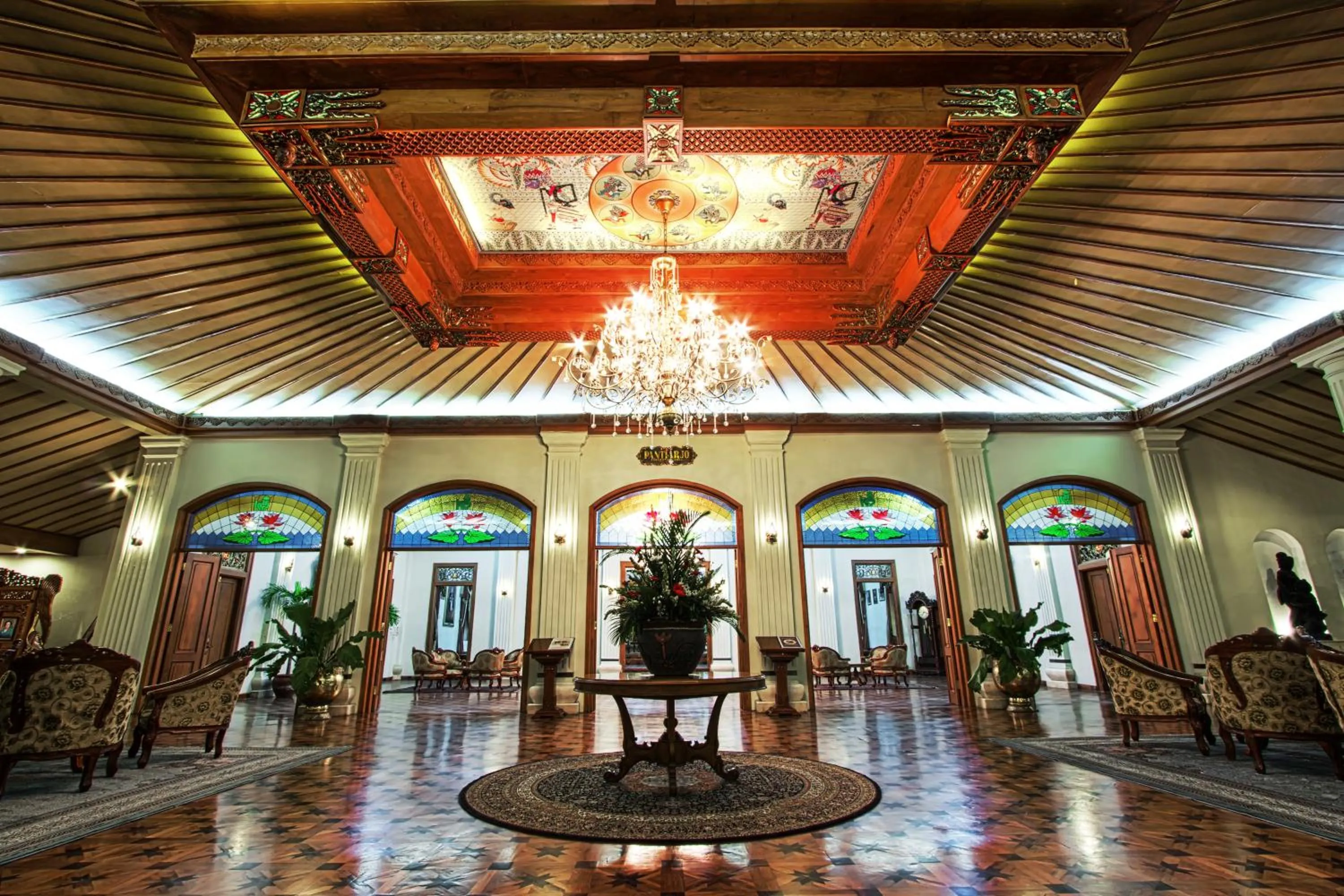 Lobby or reception in Kusuma Sahid Prince Hotel Solo