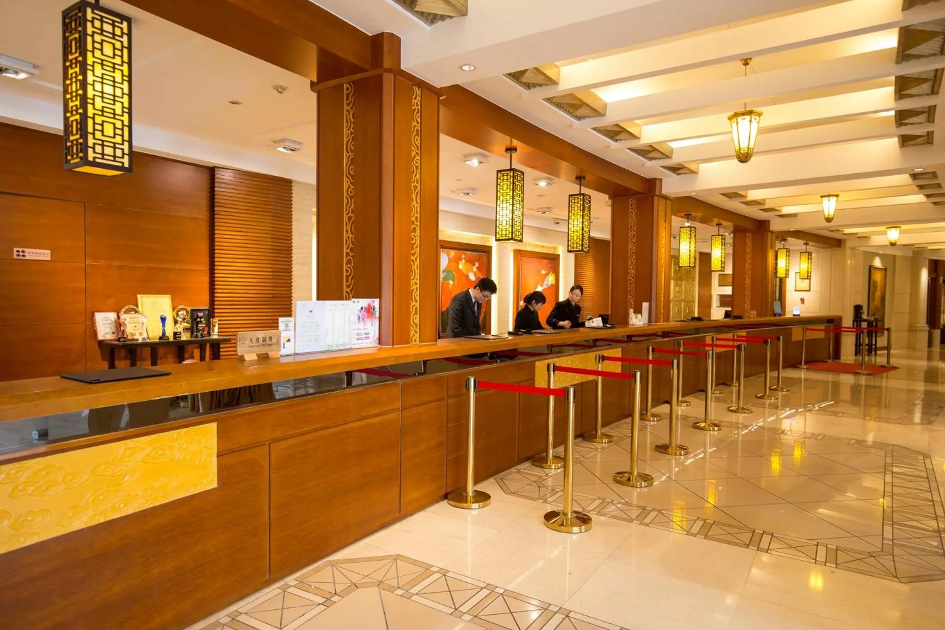 Lobby or reception in Suzhou Tongli Lake View Hotel